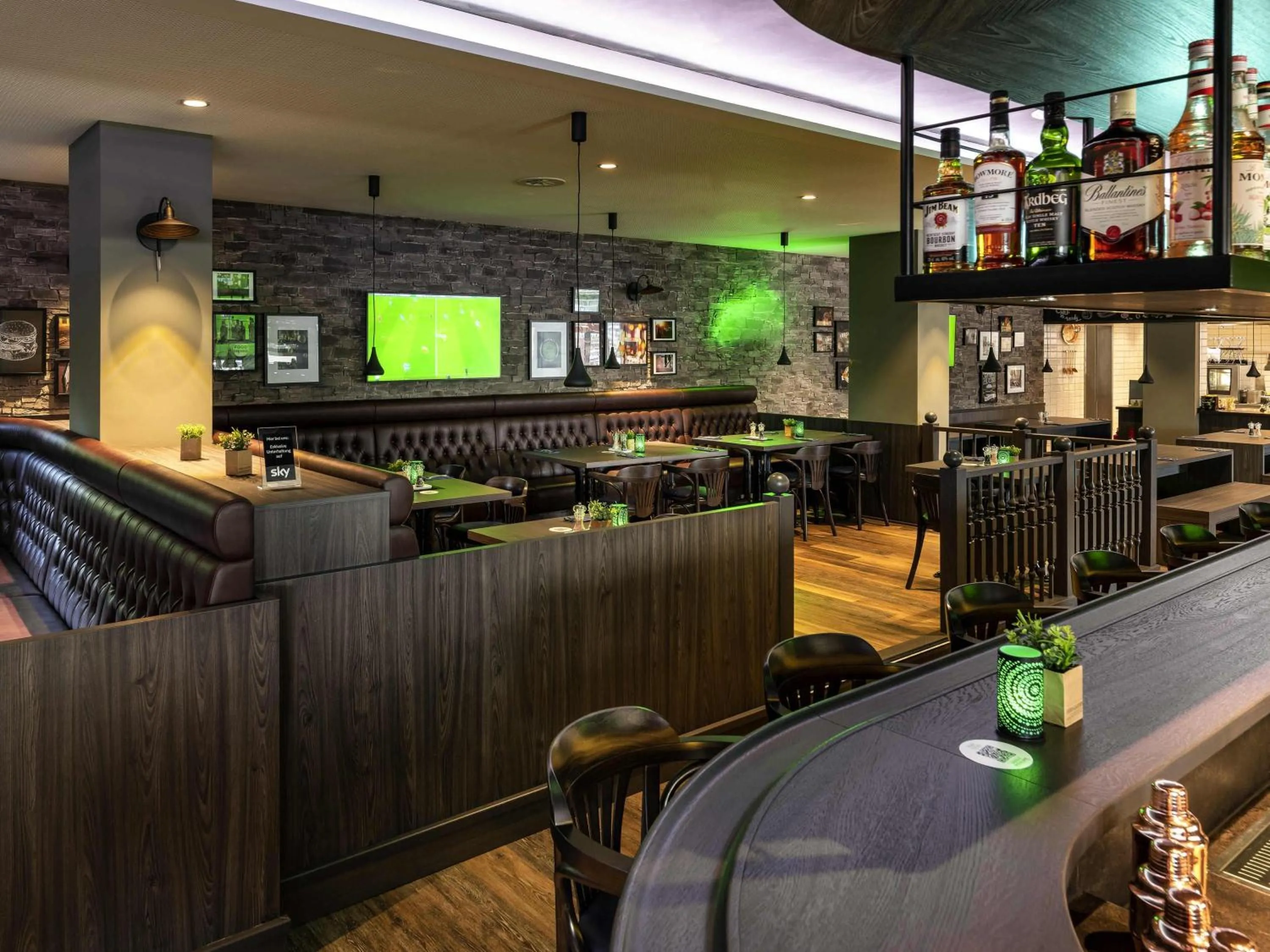 Restaurant/places to eat in ibis Styles Hamburg Barmbek