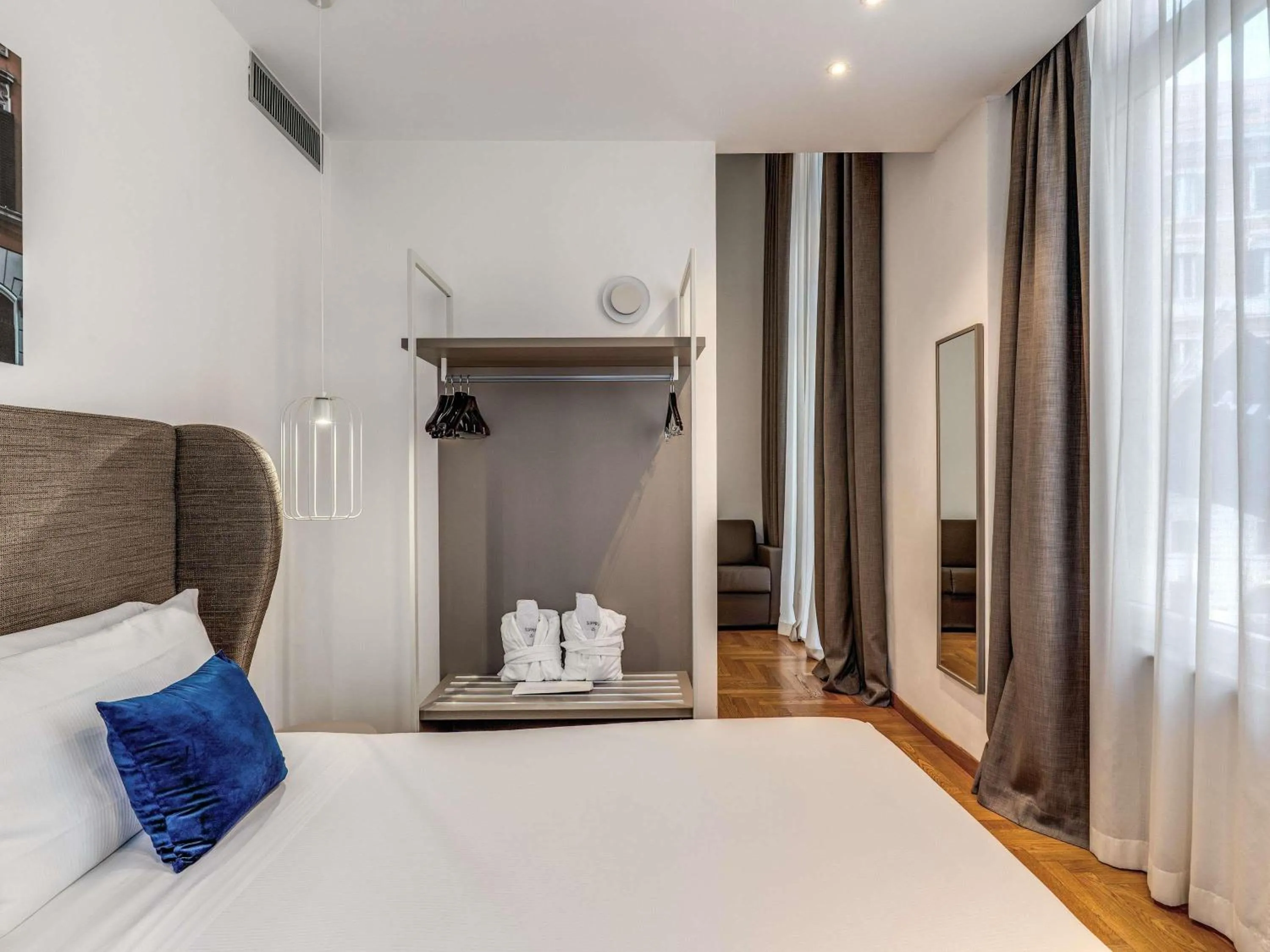 Bedroom, Bed in Mercure Roma Centro Termini