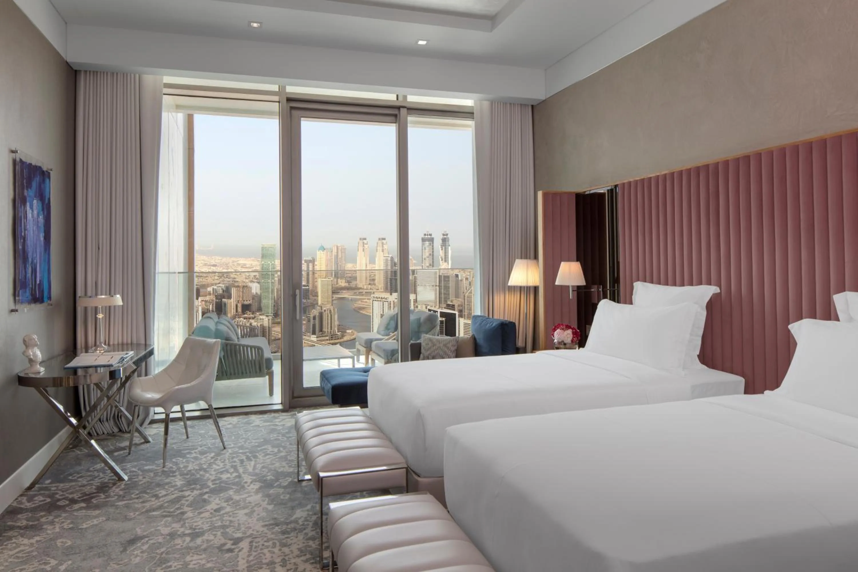 Bed in SLS Dubai Hotel & Residences