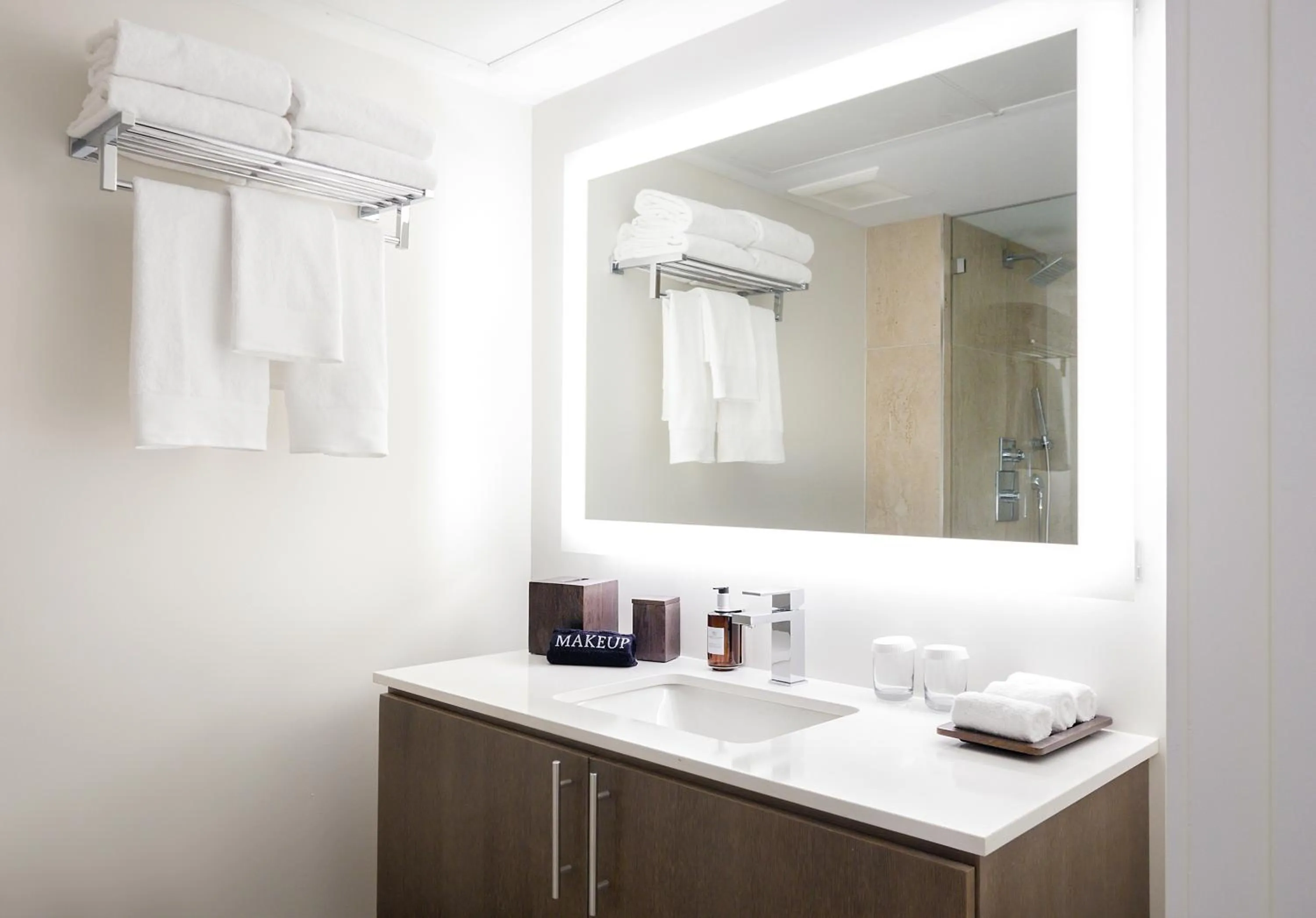 Bathroom in Iberostar Waves Miami Beach