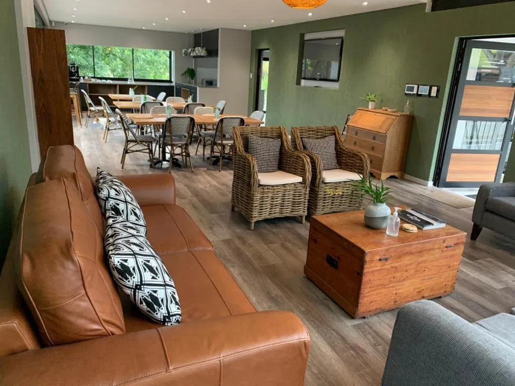 Seating area in Coral Wood Self Catering Suites and B&B