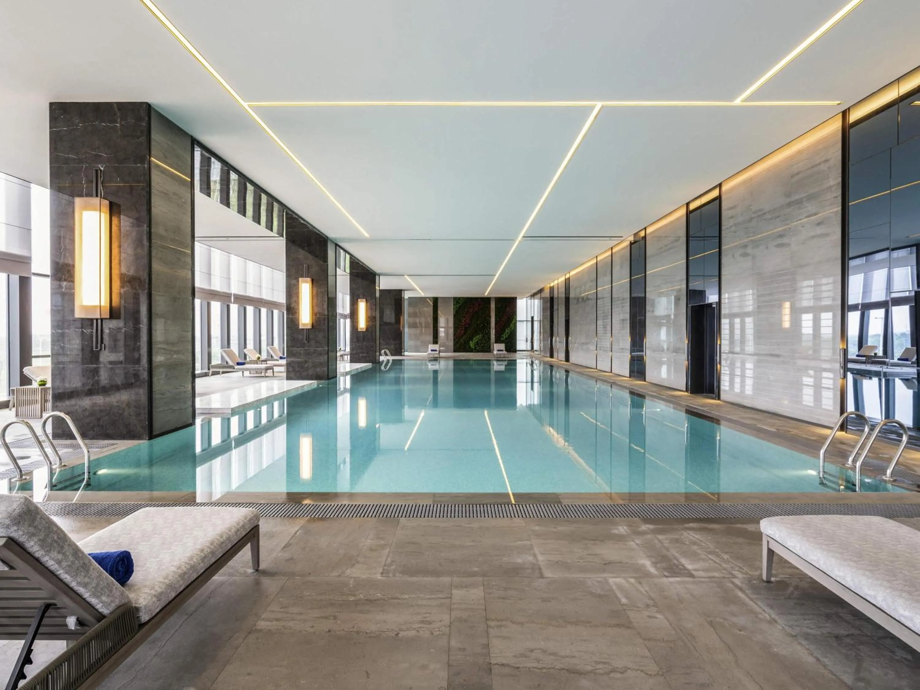 Pool view in Pullman Jiaxing Pinghu Excellence
