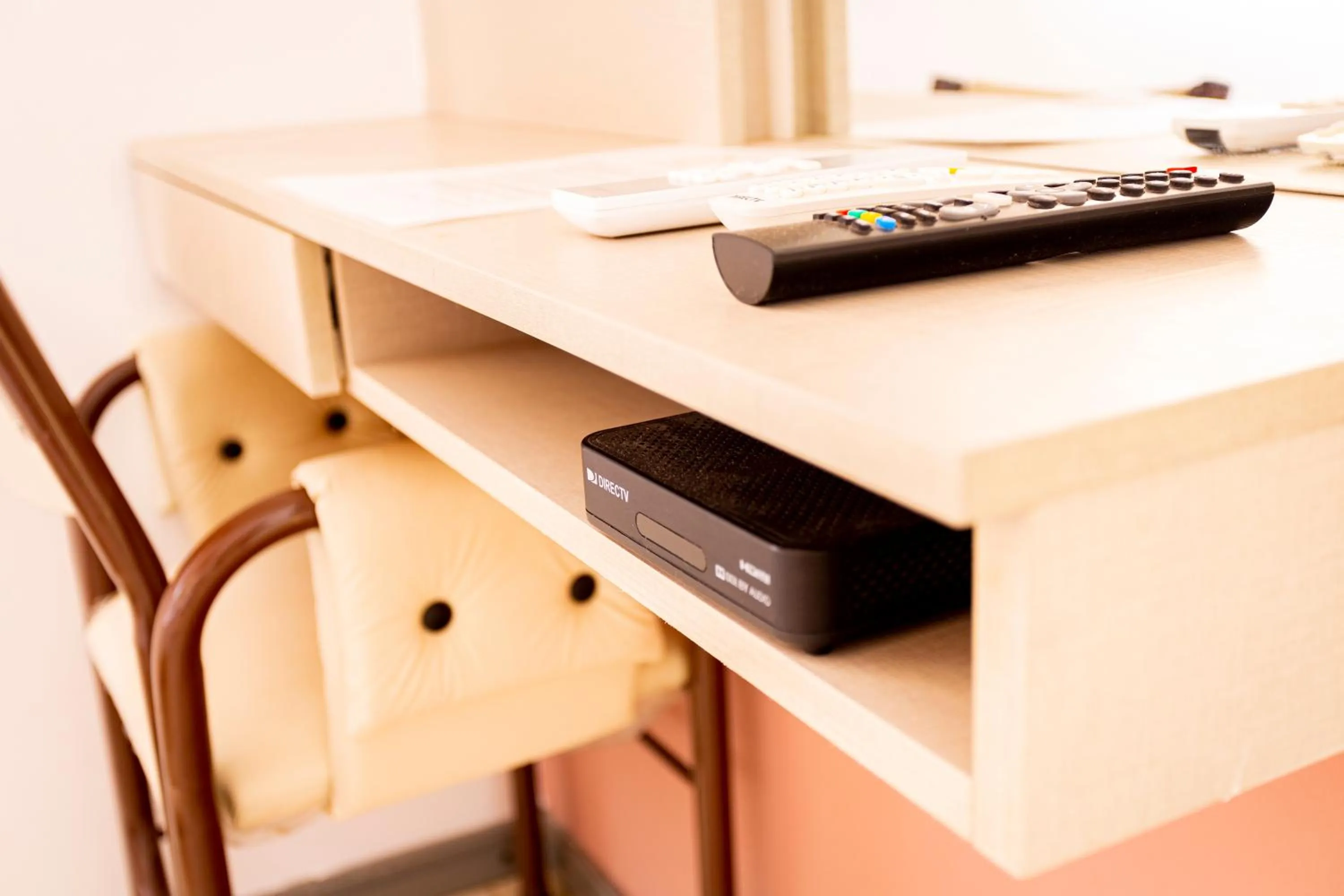 TV and multimedia in Hotel Cuesta de Miranda