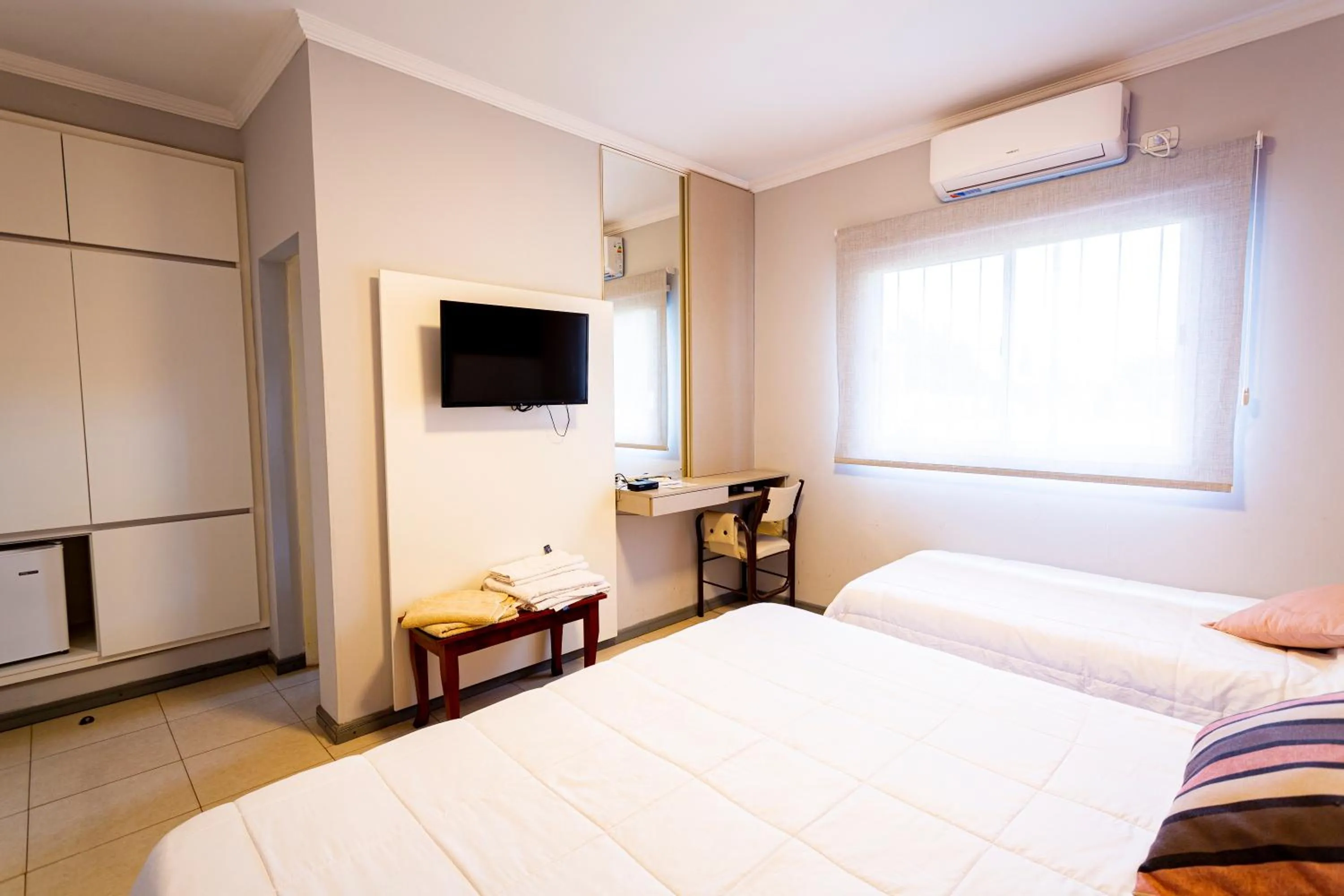 Bed in Hotel Cuesta de Miranda