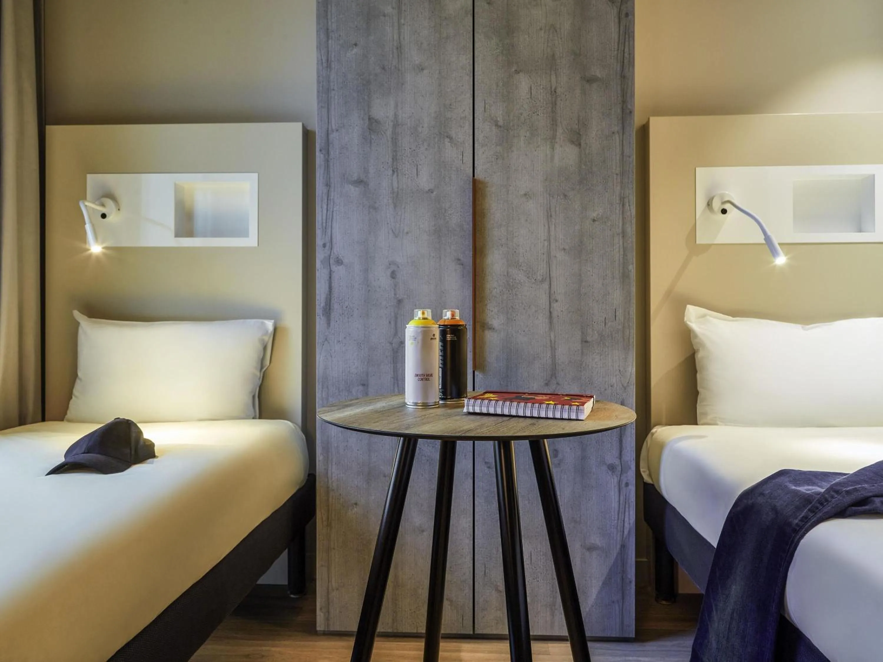 Bedroom, Bed in Ibis Budget Montpellier Aéroport Parc Des Expos