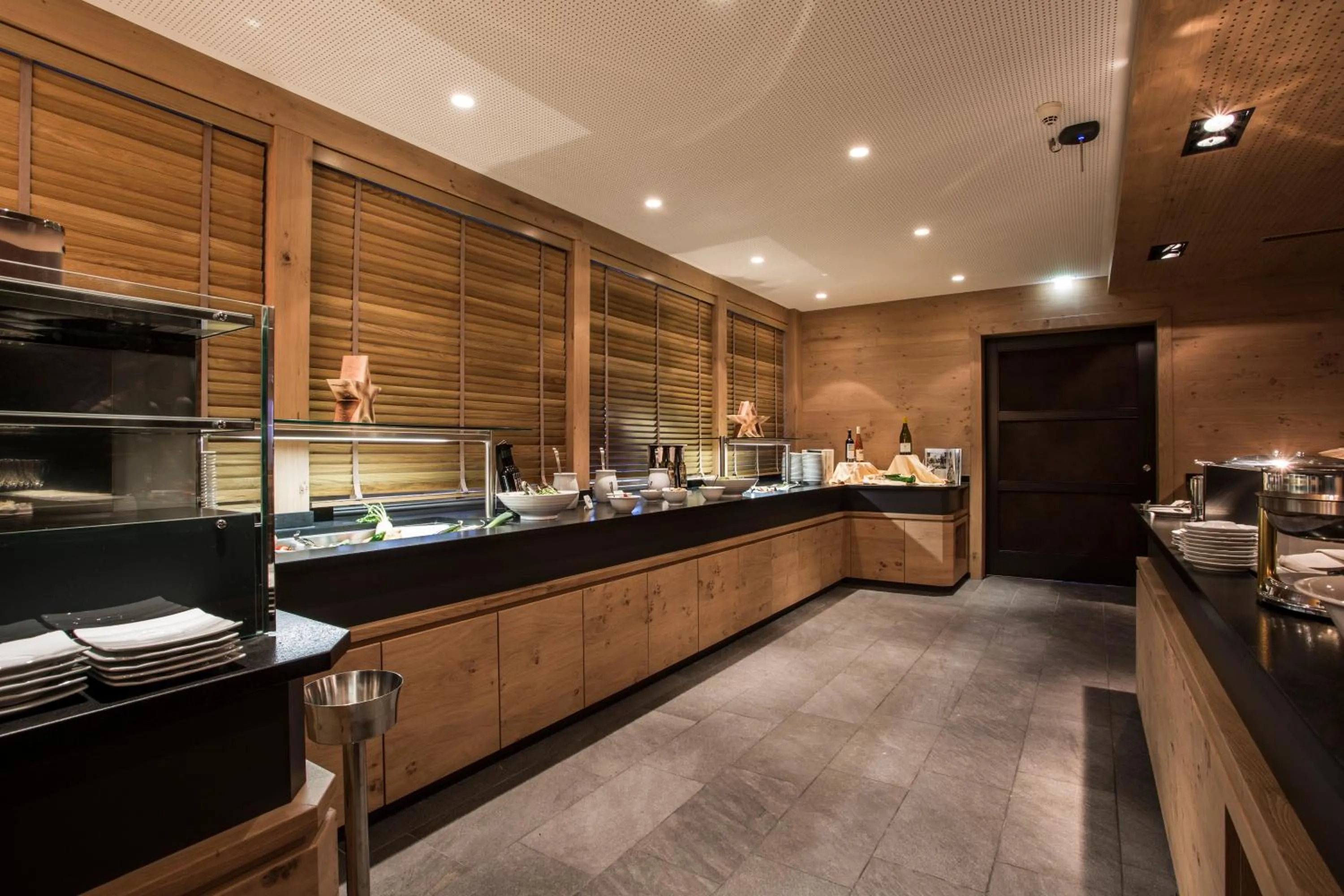 Restaurant/places to eat in Hotel Valentin