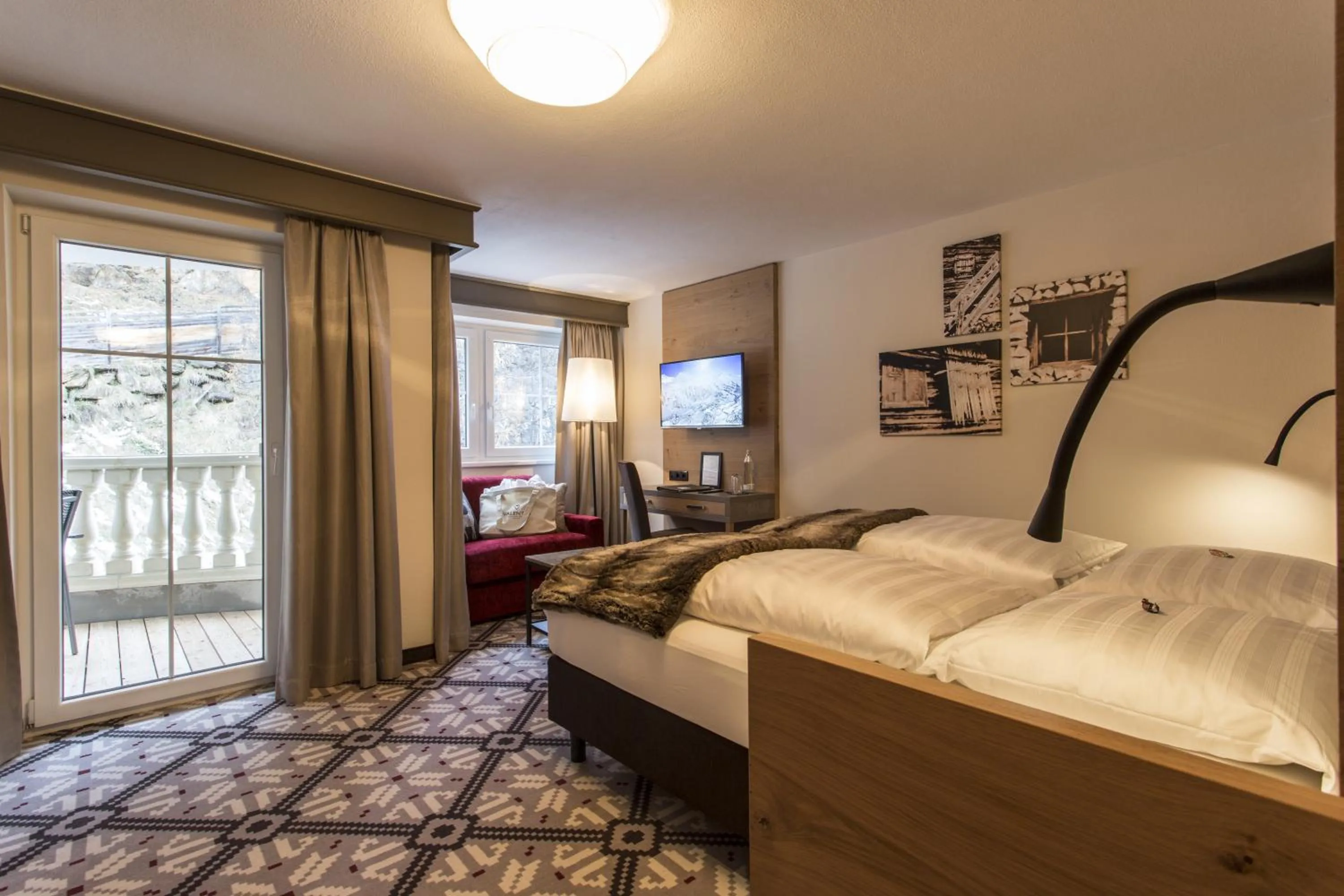 Photo of the whole room, Bed in Hotel Valentin