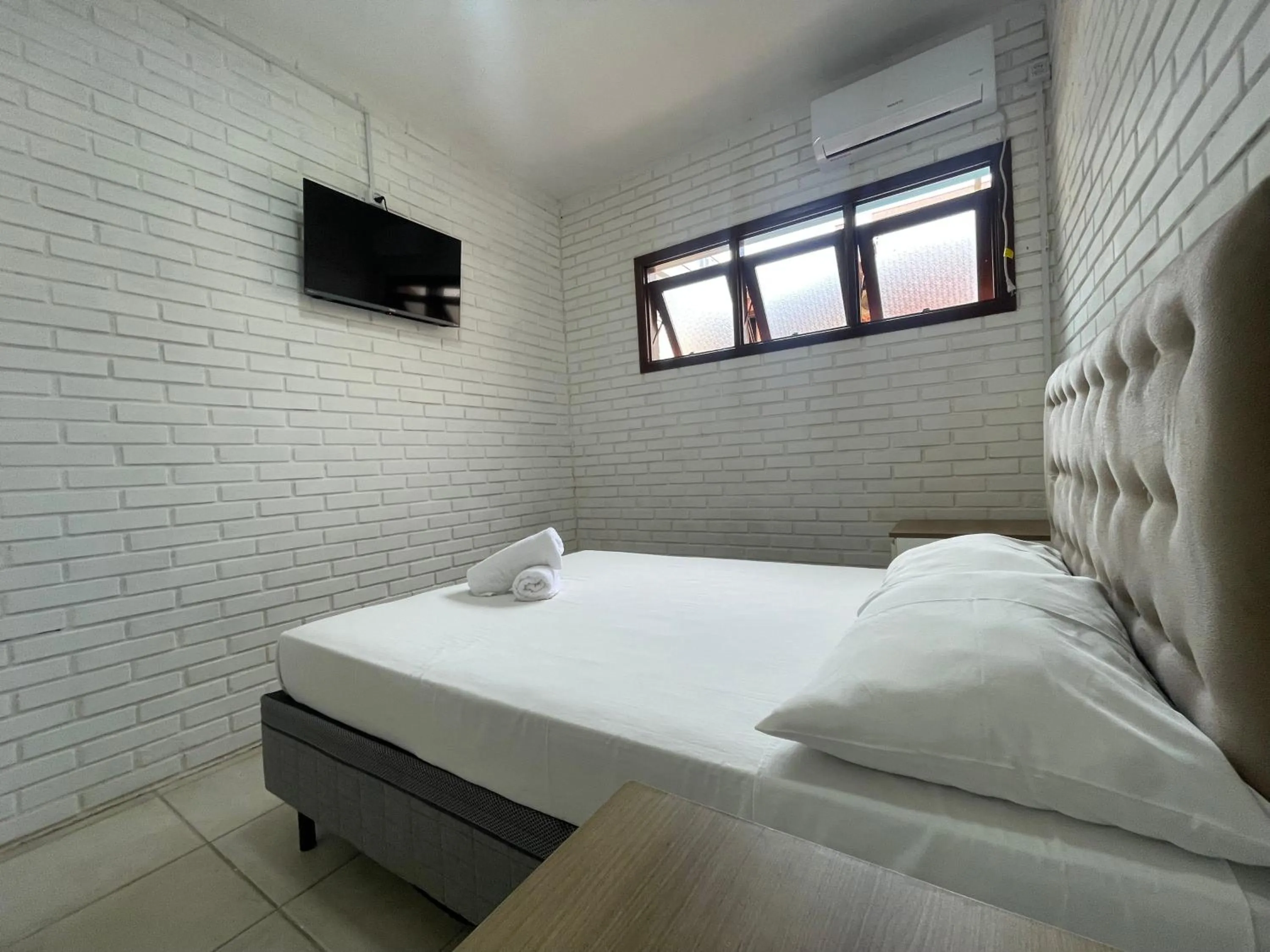 Bed in Mare Blu - Pousada Hostel