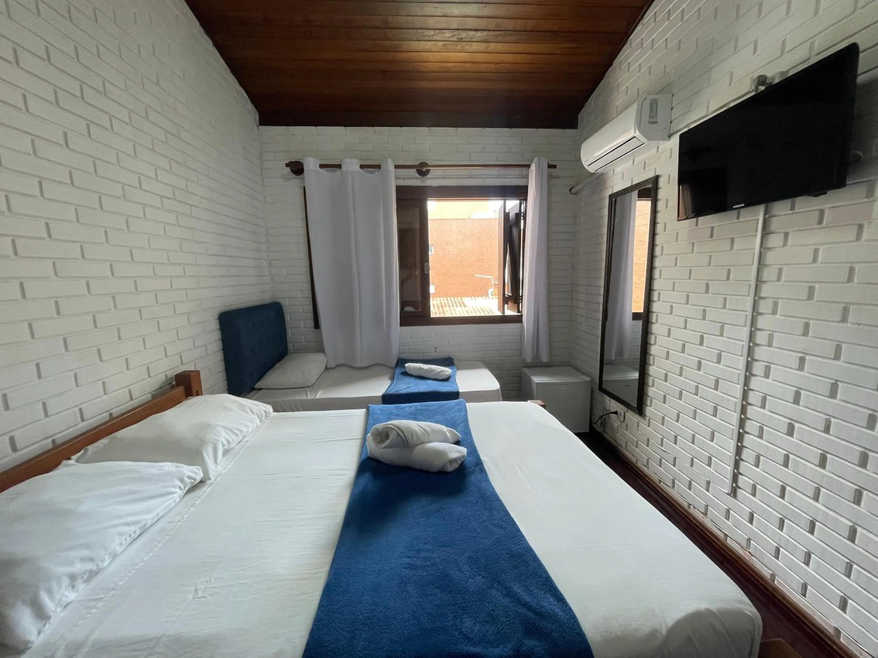 Bed in Mare Blu - Pousada Hostel