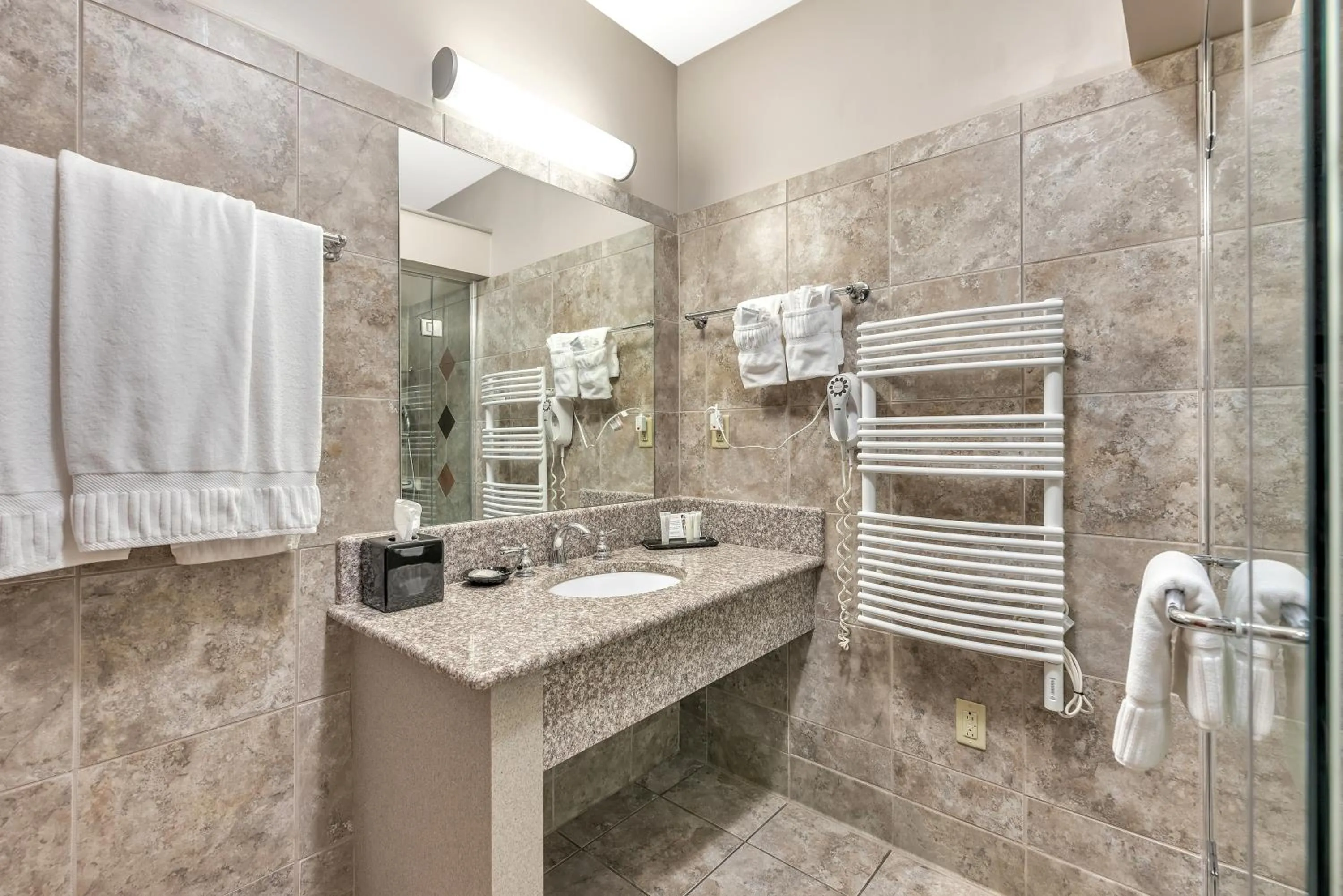 Bathroom in The Inn at Ohio Northern University