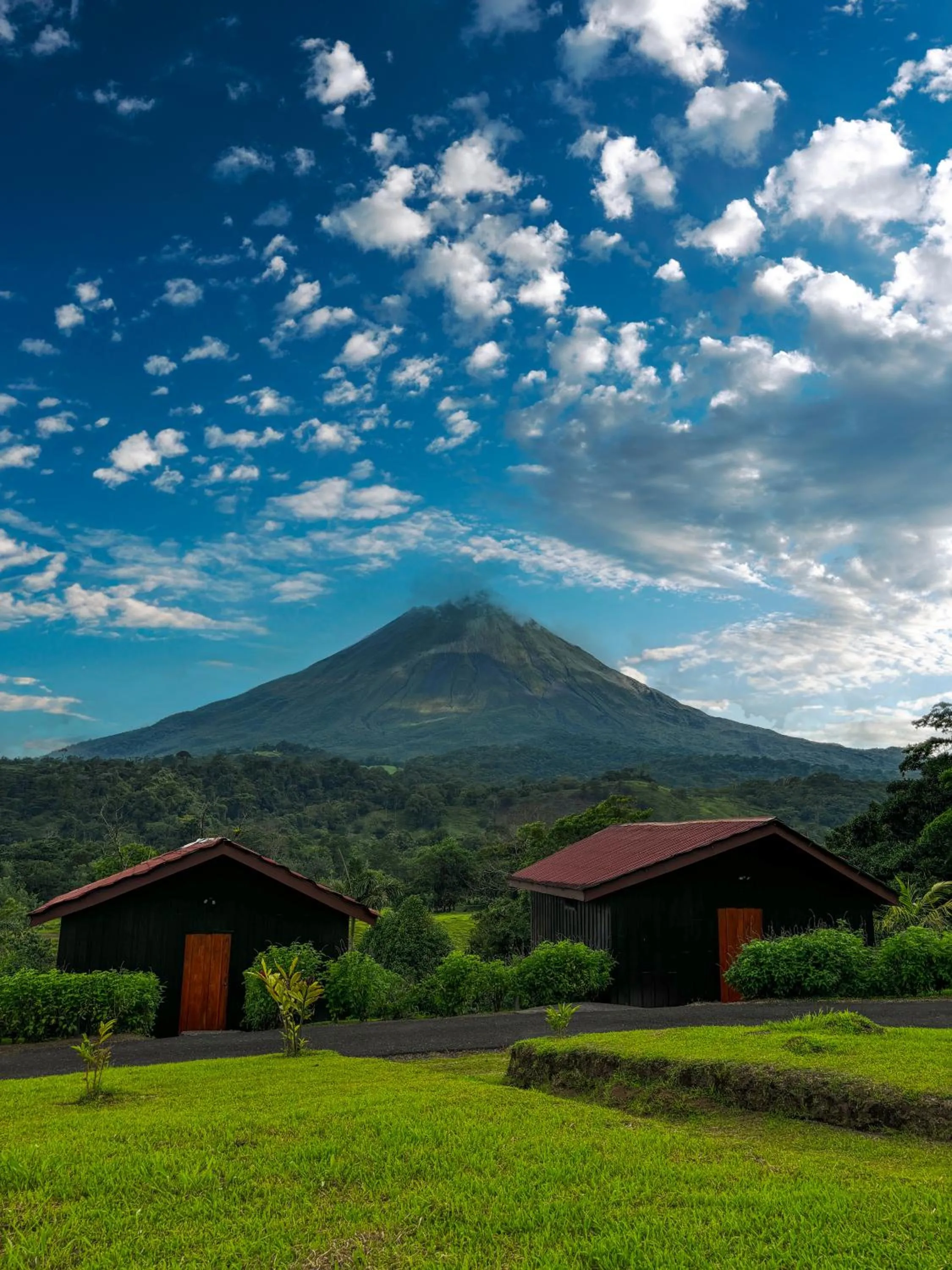 Patio in Arenal Roca Lodge & Bungalows