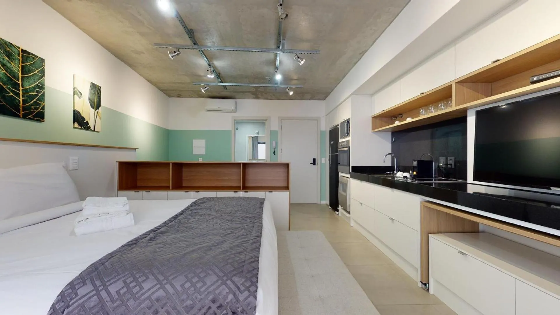 Bed in Charlie em POA - Studio Moderno com Coworking e Lavanderia