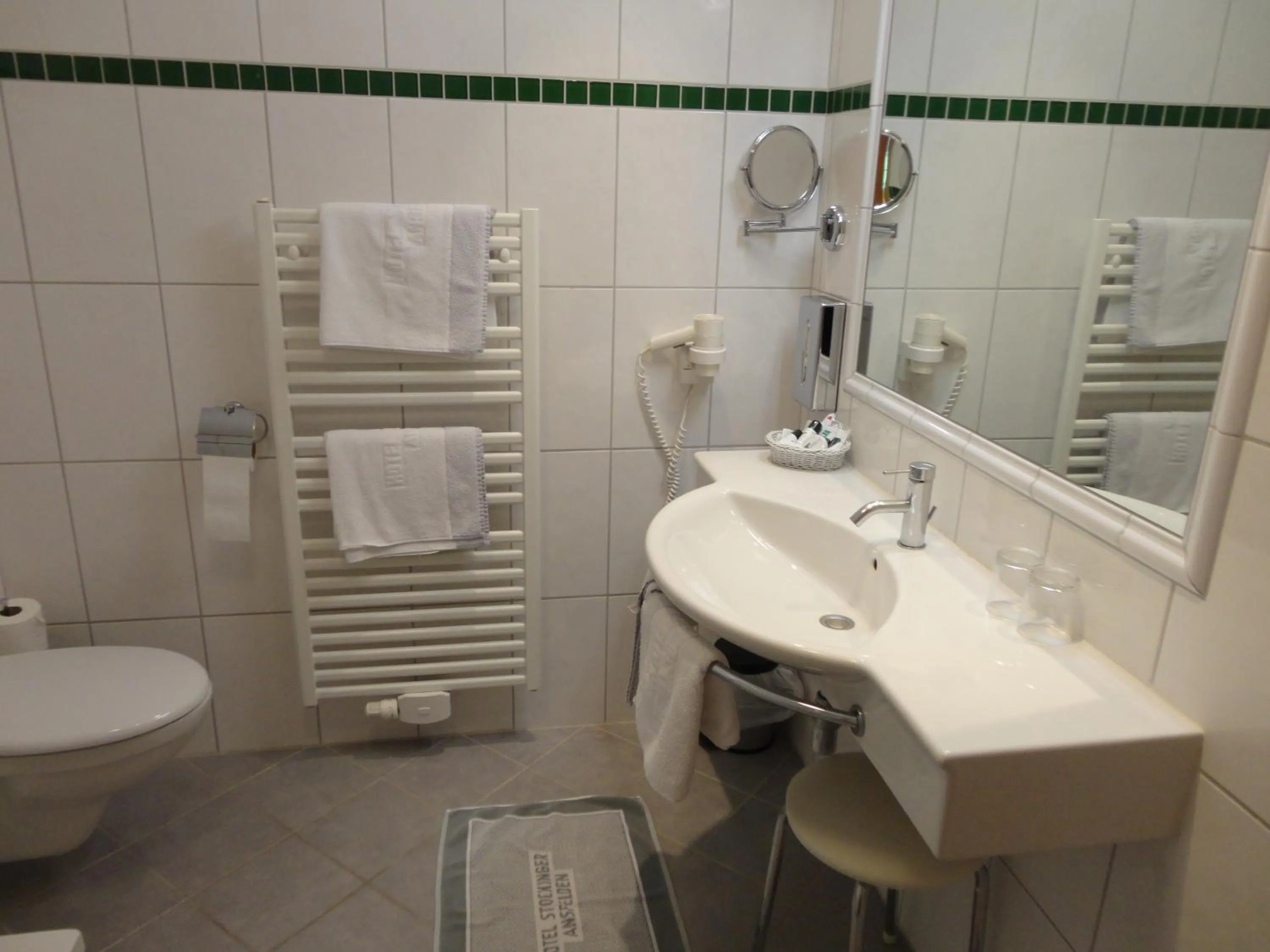 Bathroom in Business-Hotel Stockinger