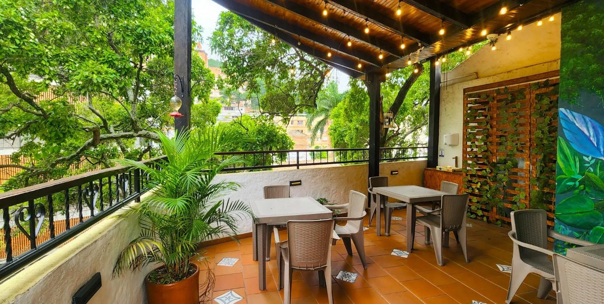 Balcony/Terrace in Casa del Hidalgo Hotel Cali Centenario