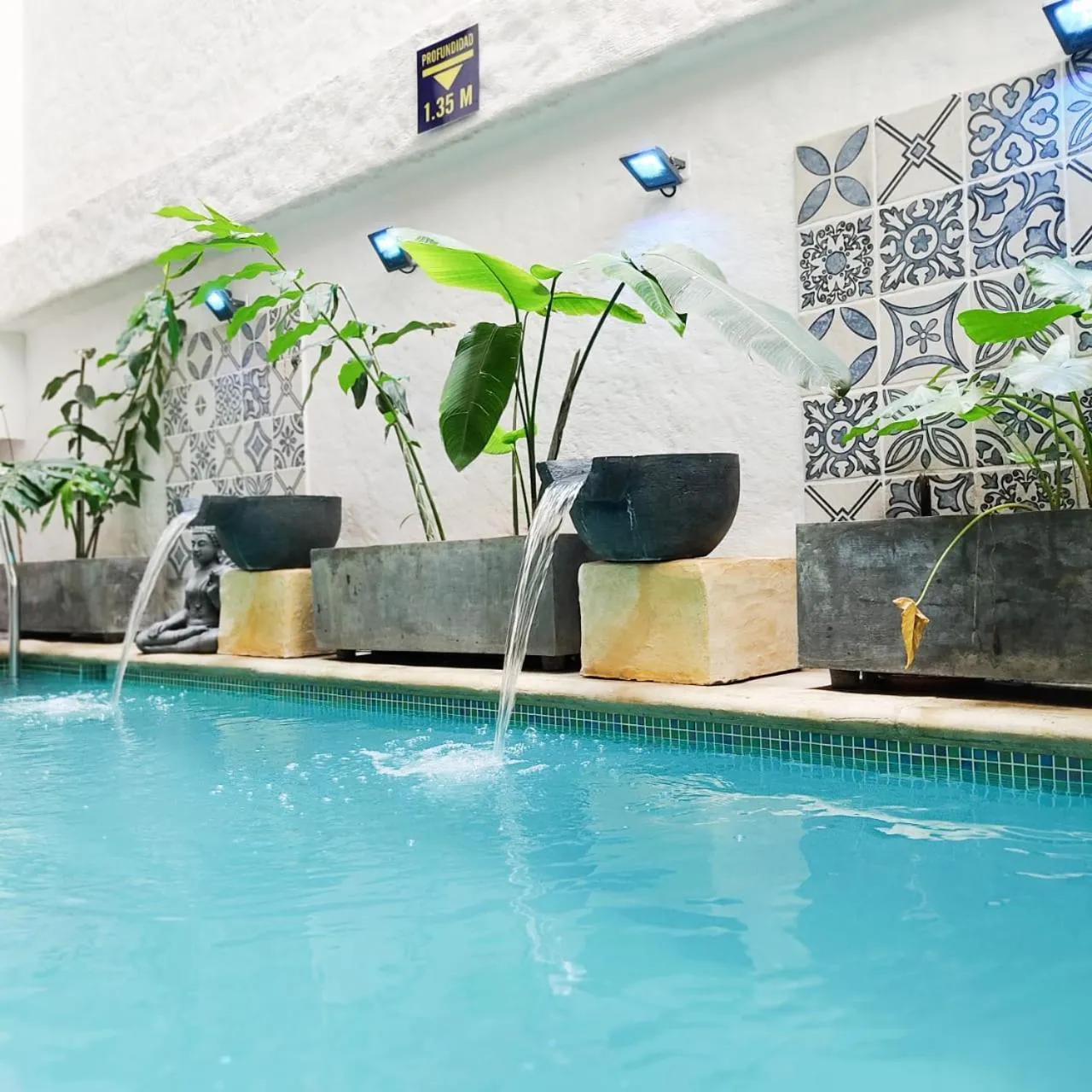 Pool view in Casa del Hidalgo Hotel Cali Centenario