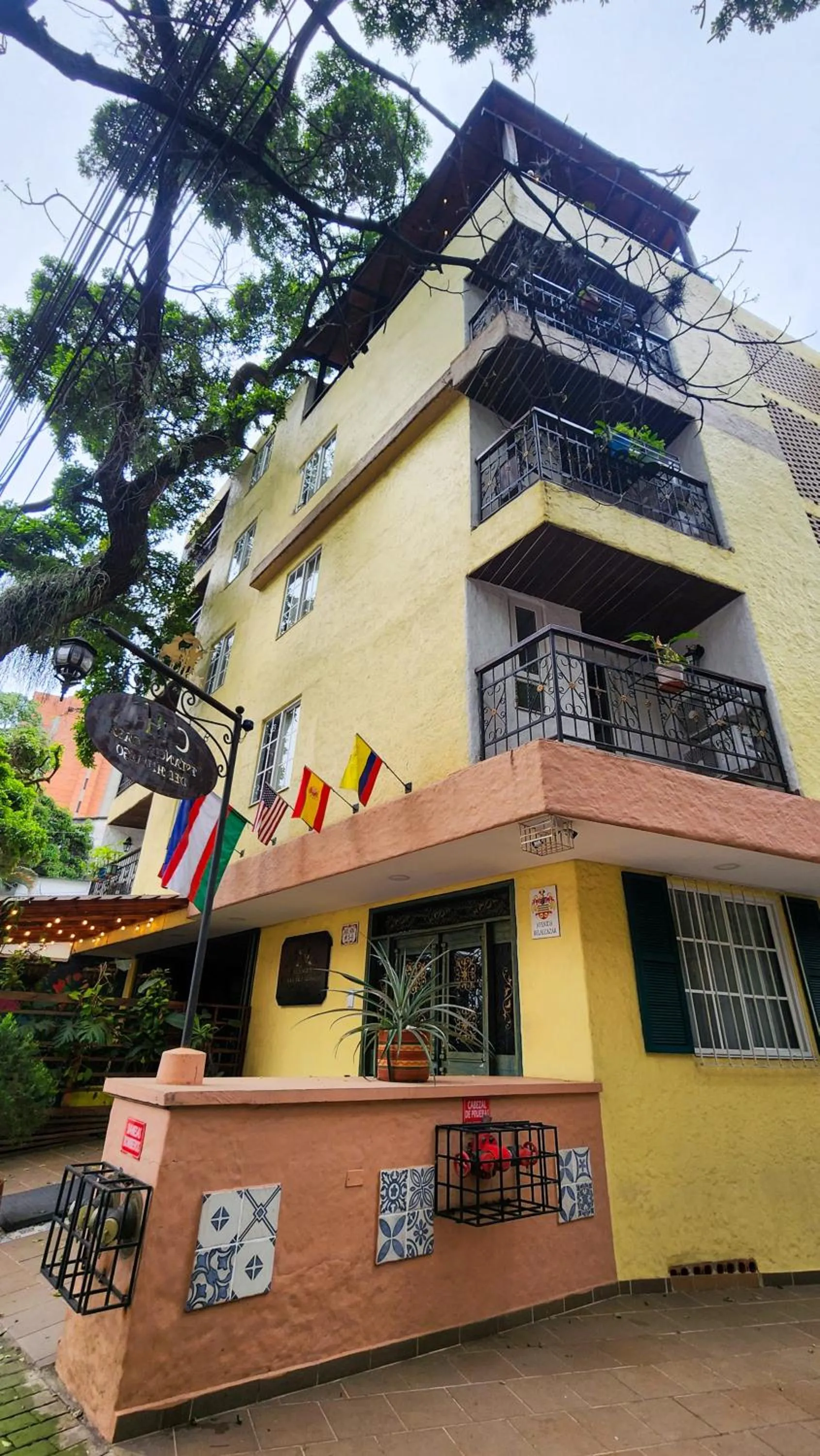 Facade/entrance in Casa del Hidalgo Hotel Cali Centenario