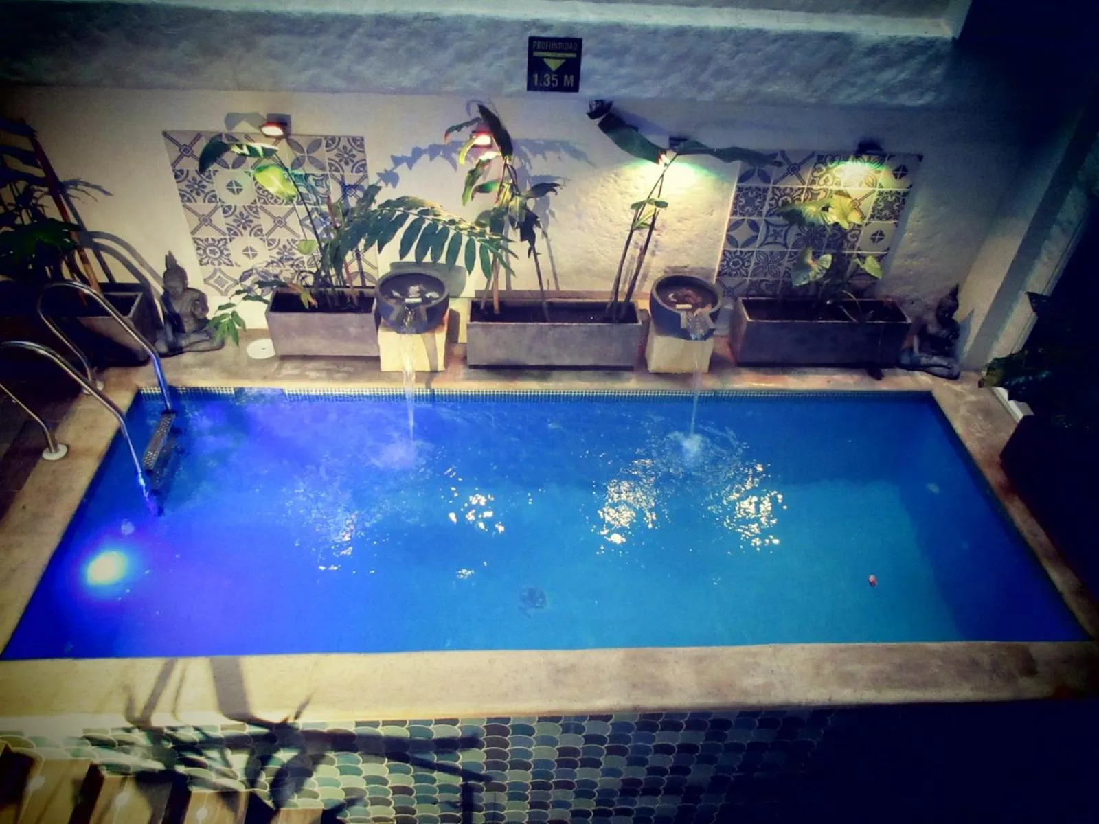 Swimming pool in Casa del Hidalgo Hotel Cali Centenario