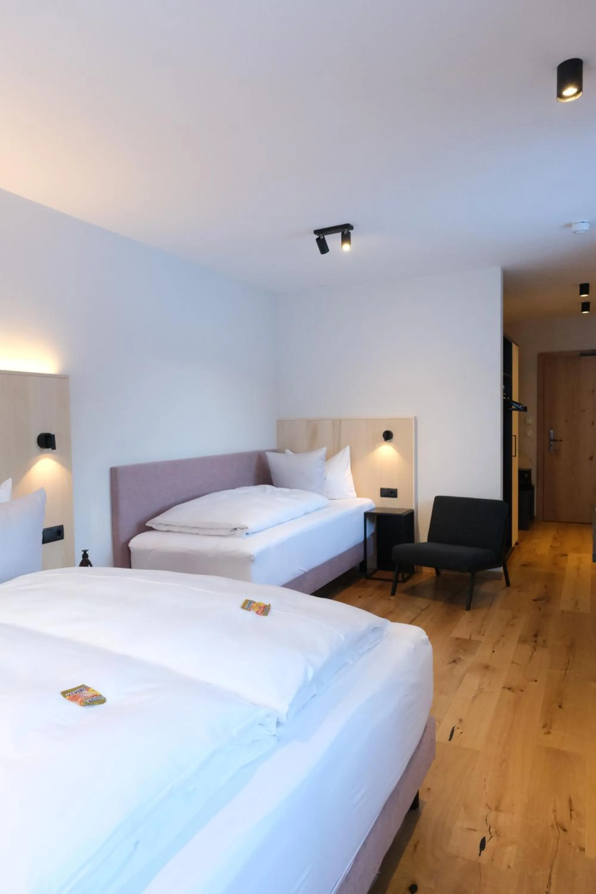 Photo of the whole room, Bed in Hotel Die Arlbergerin - Design & Tiroler Gemütlichkeit