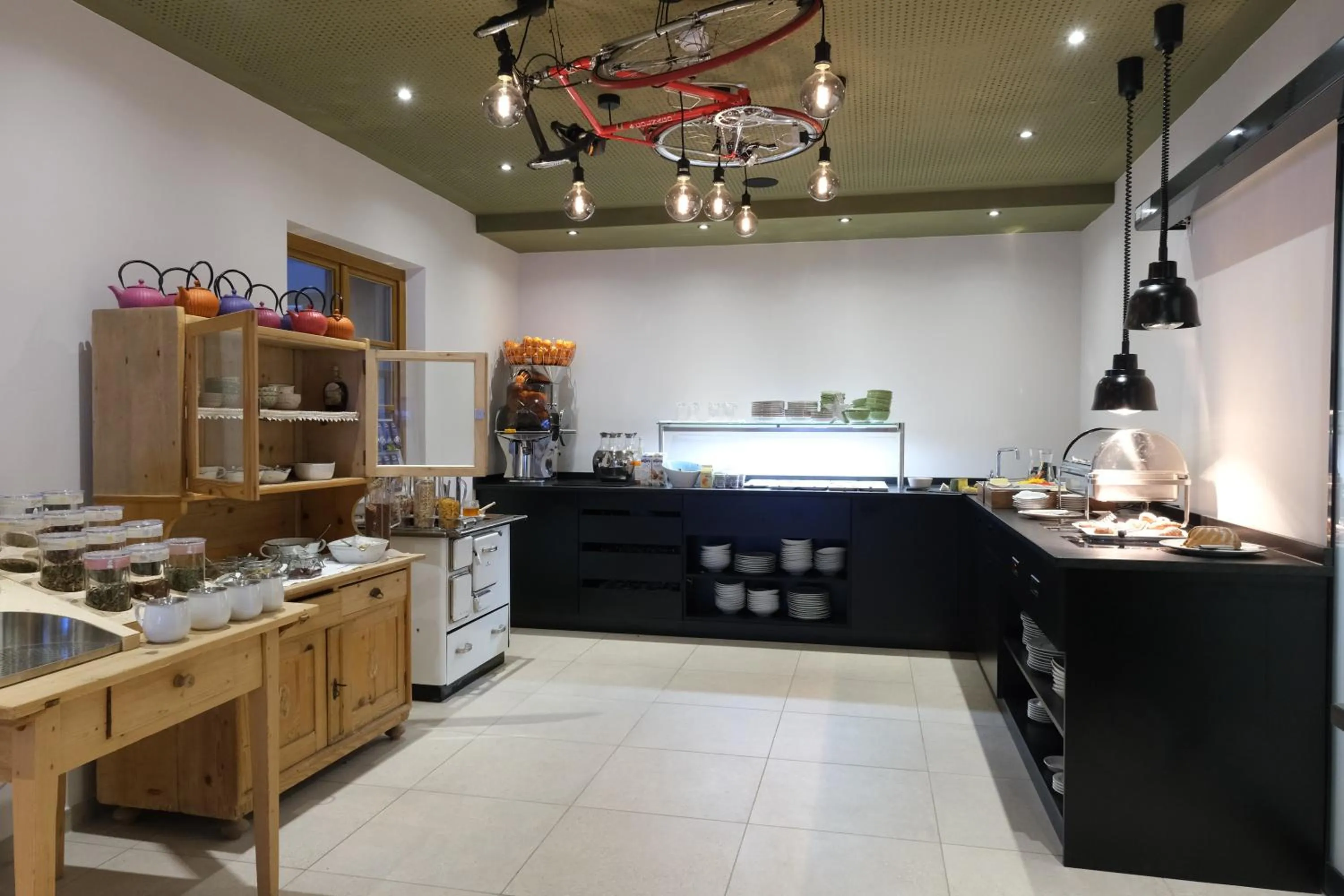 Breakfast in Hotel Die Arlbergerin - Design & Tiroler Gemütlichkeit