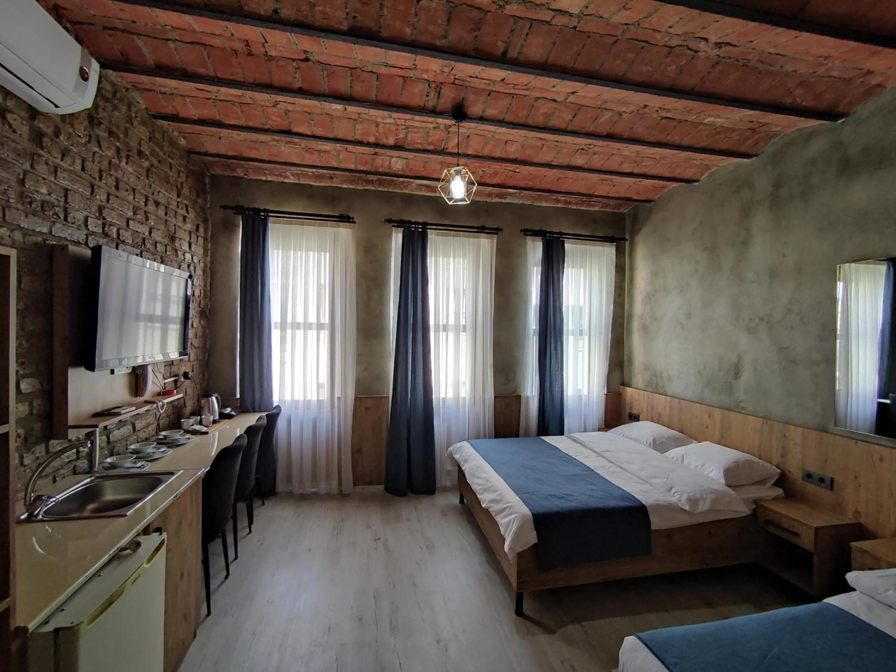 Photo of the whole room, Bed in Life Span Hotels