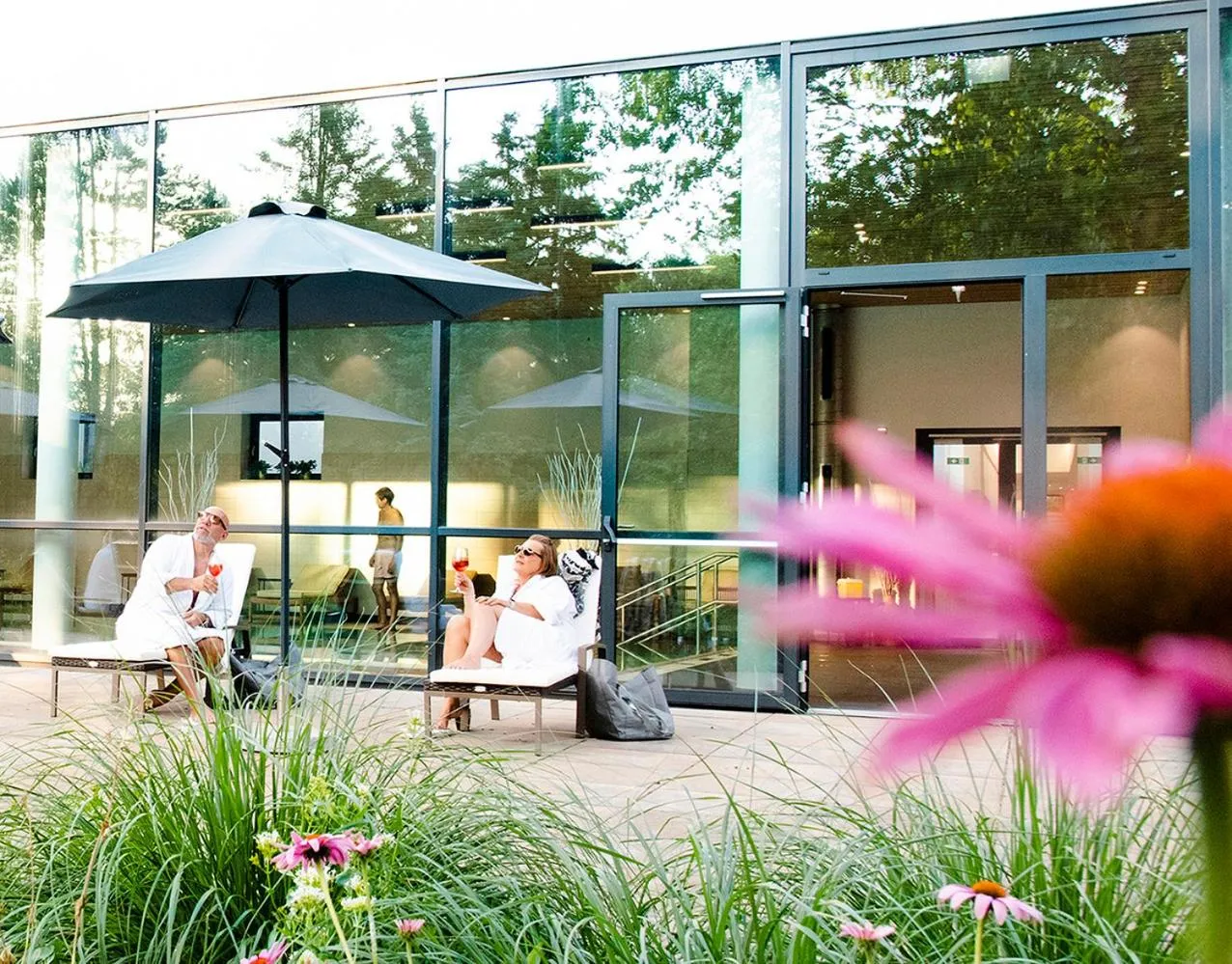 Swimming pool in Marienkron - Retreat & Health Resort