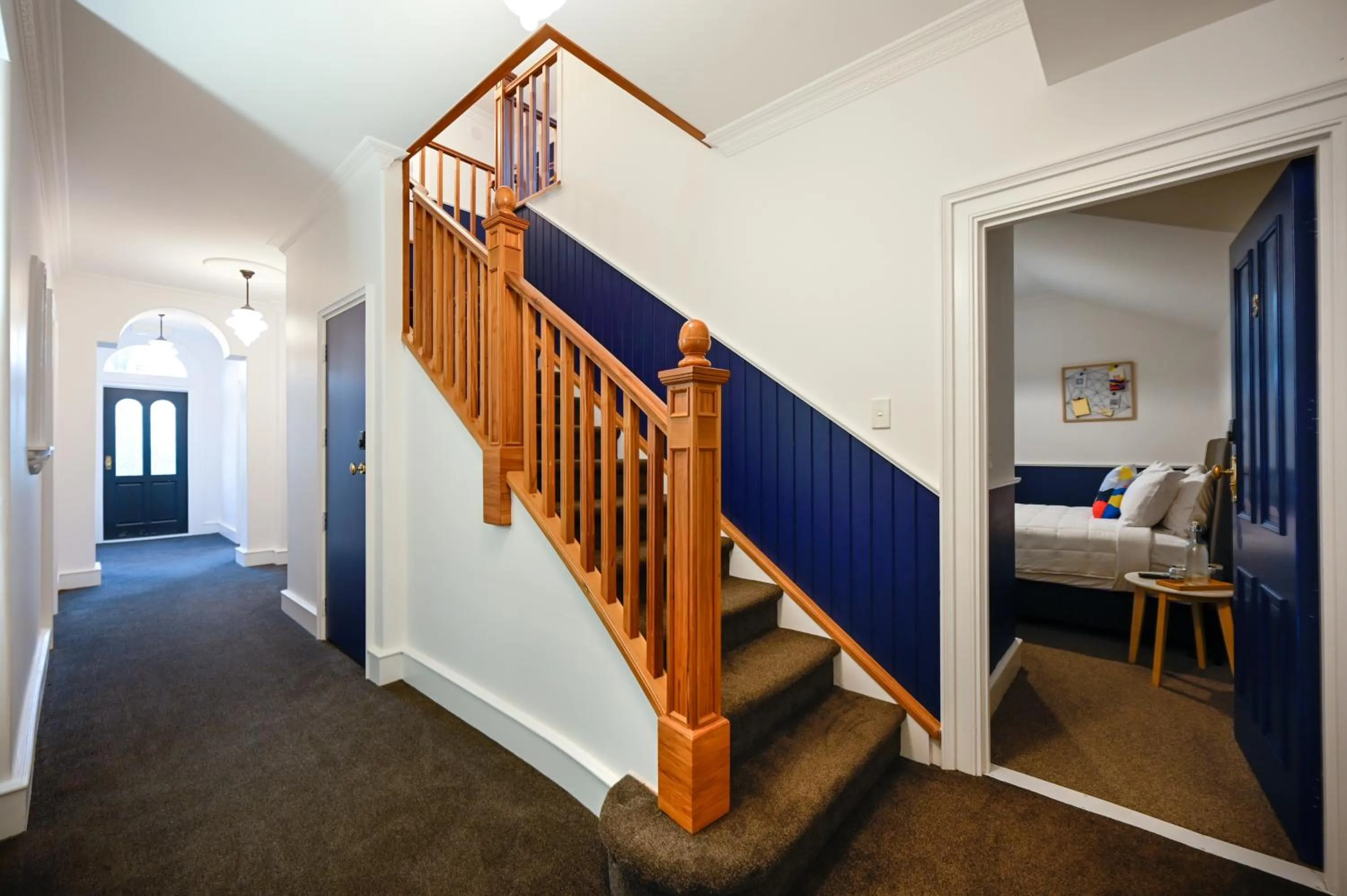 Inner courtyard view in U Boutique on Haven