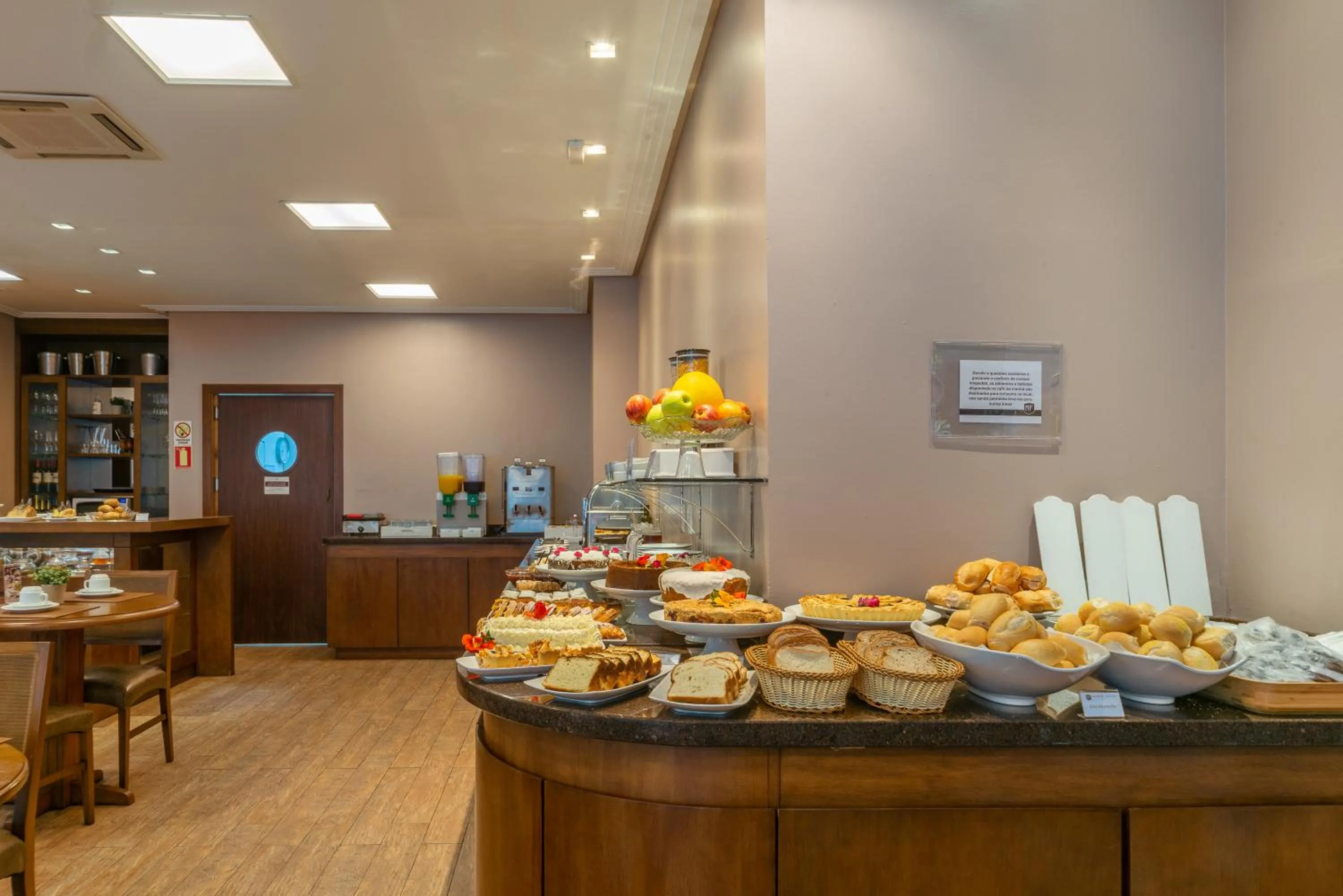 Breakfast in Hotel Monte Felice Centro