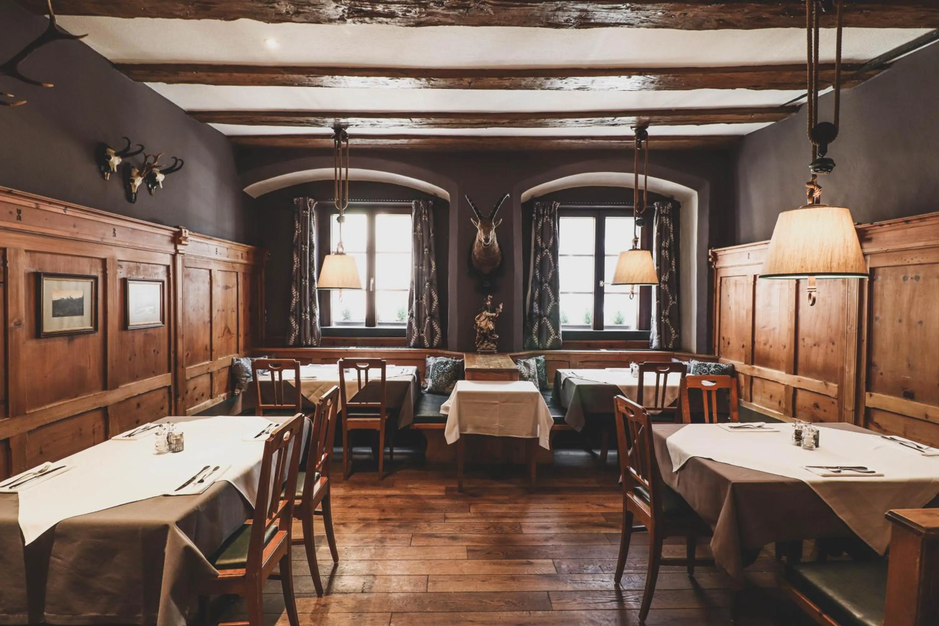 Restaurant/places to eat in Boutiquehotel Weisses Rössl