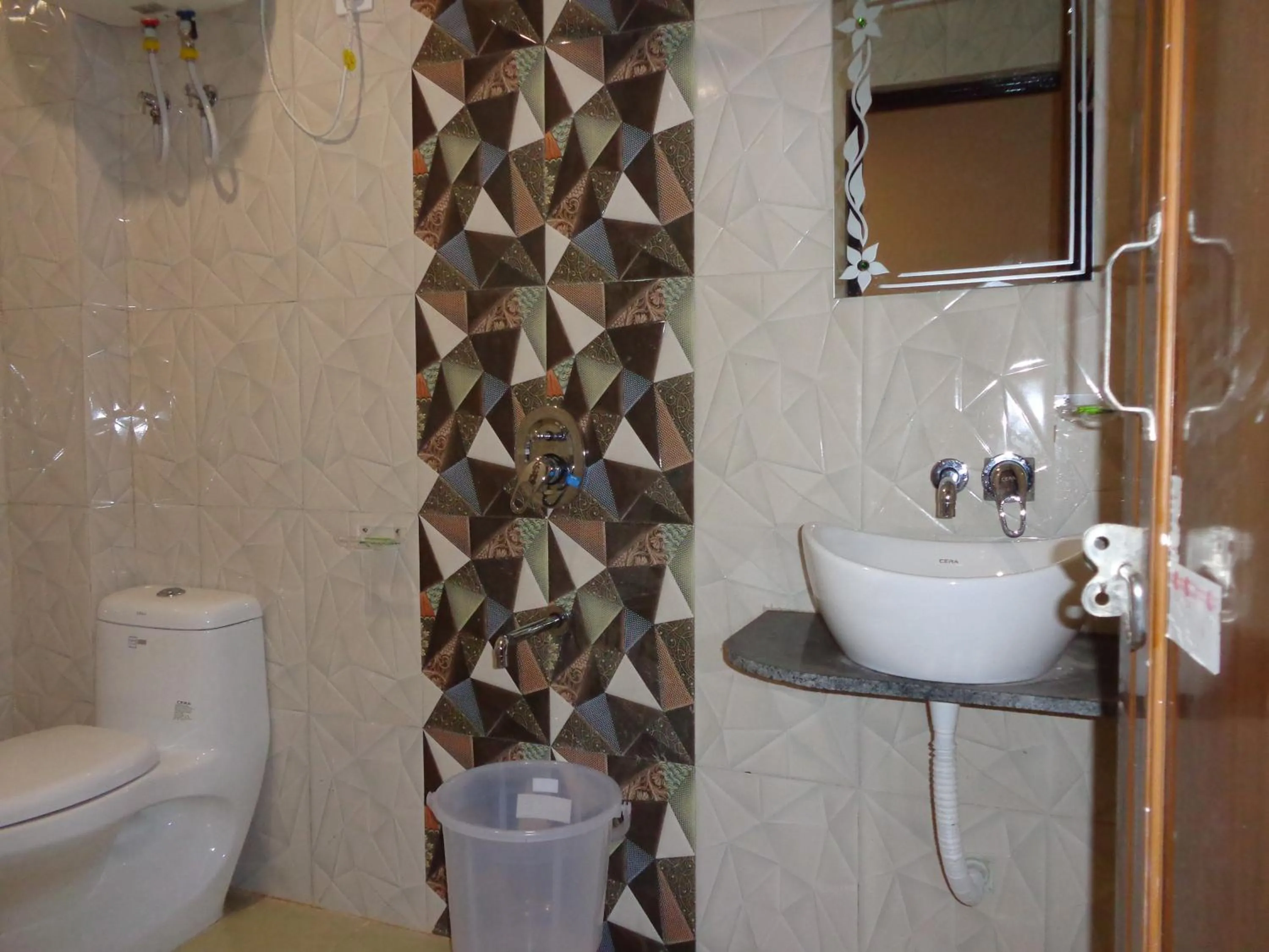 Bathroom in Rukmani Inn