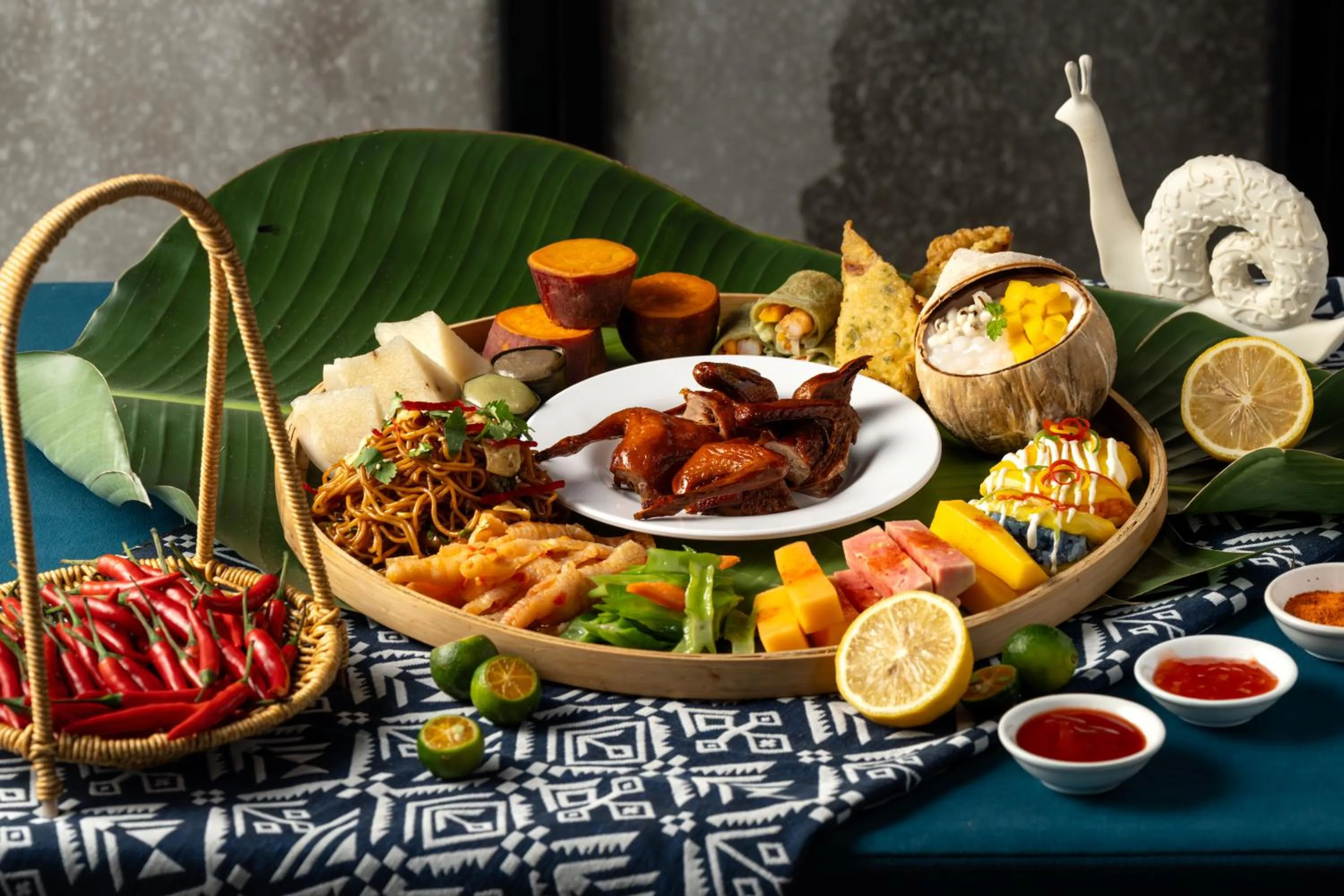 Dinner in Holiday Inn & Suites Sanya Yalong Bay