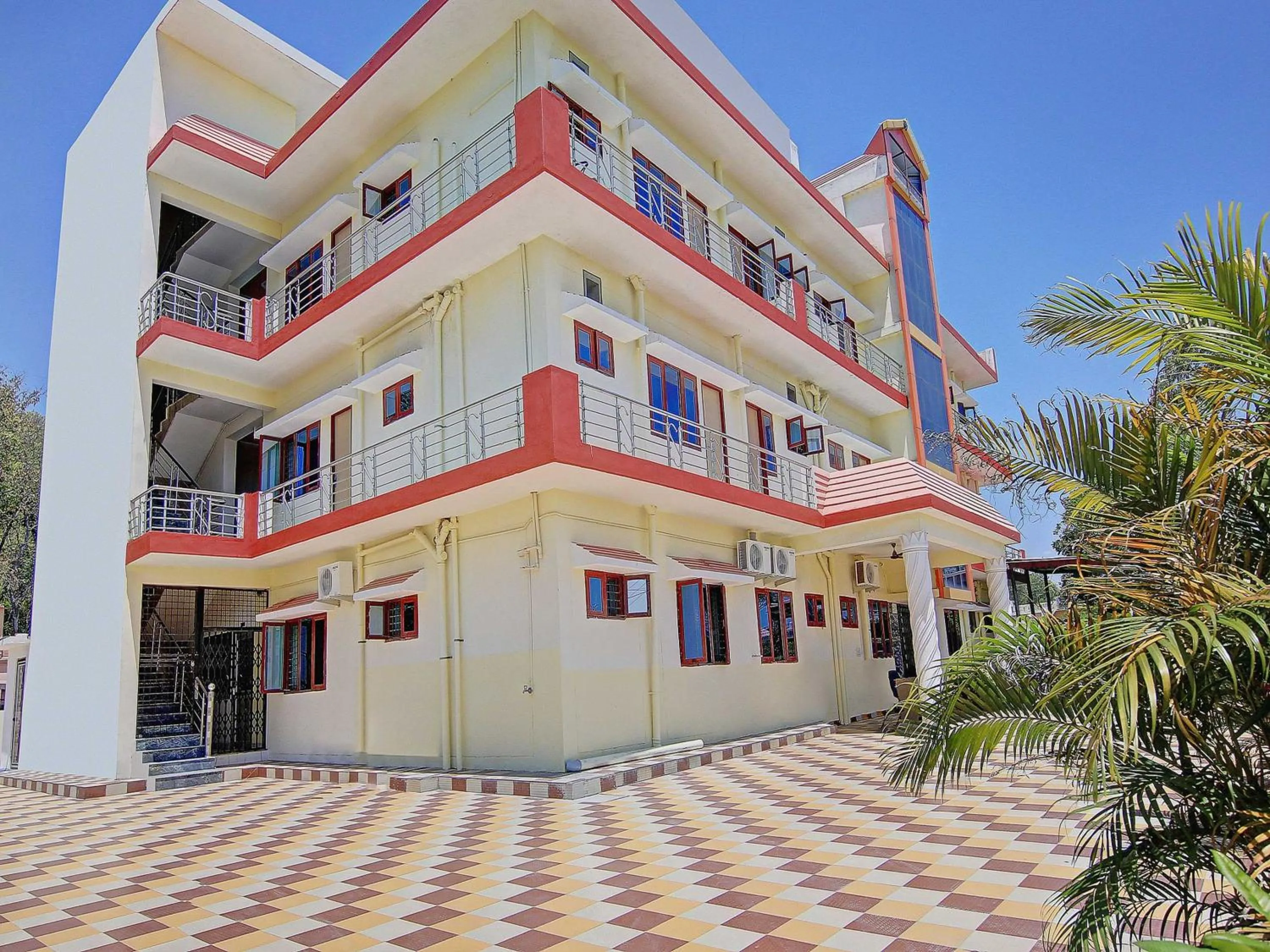 Facade/entrance in HOME 78802 Balaji Bhawan Jhajra