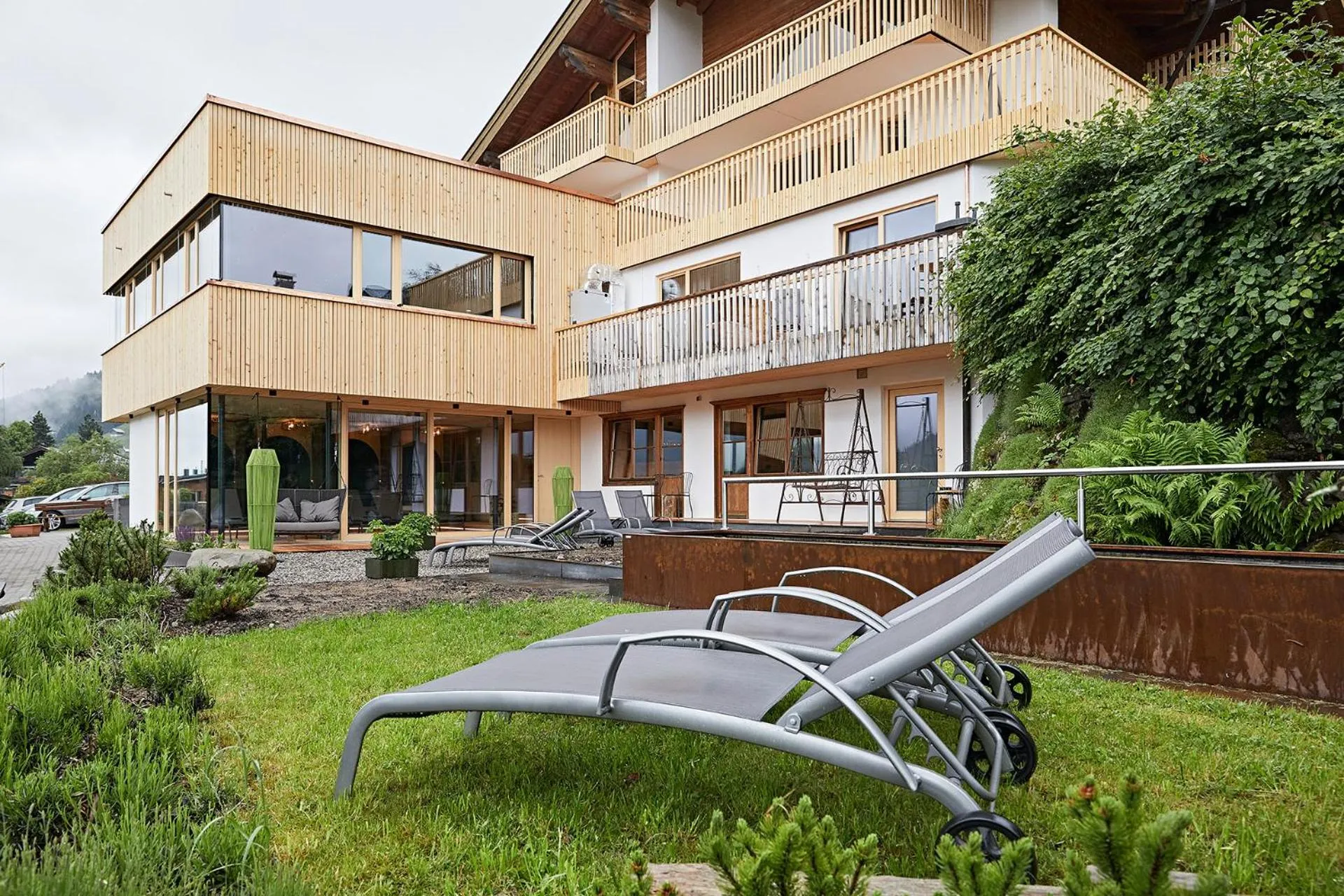 Garden view in Bio-Hotel Oswalda-Hus