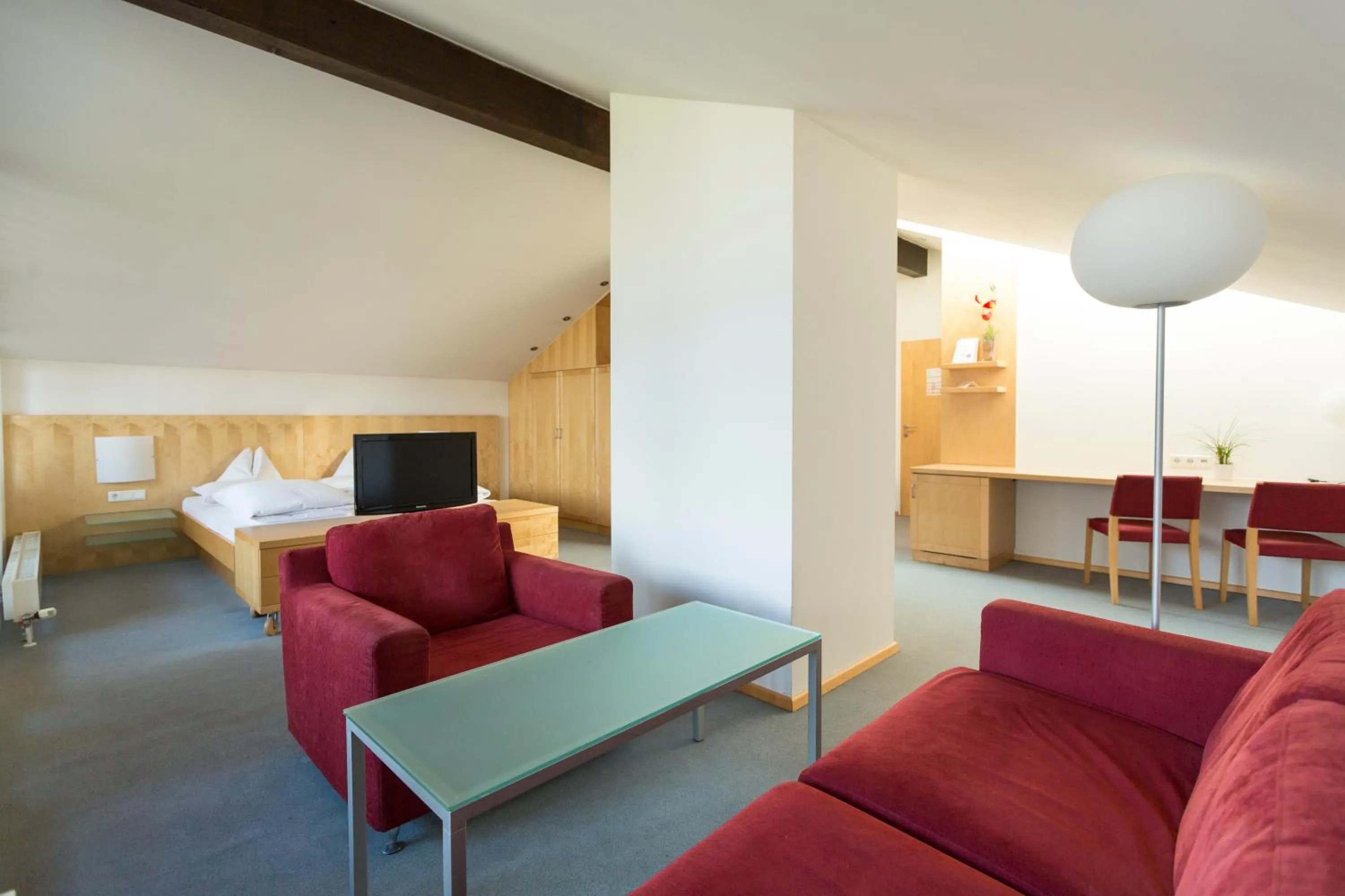 Photo of the whole room in Isserwirt