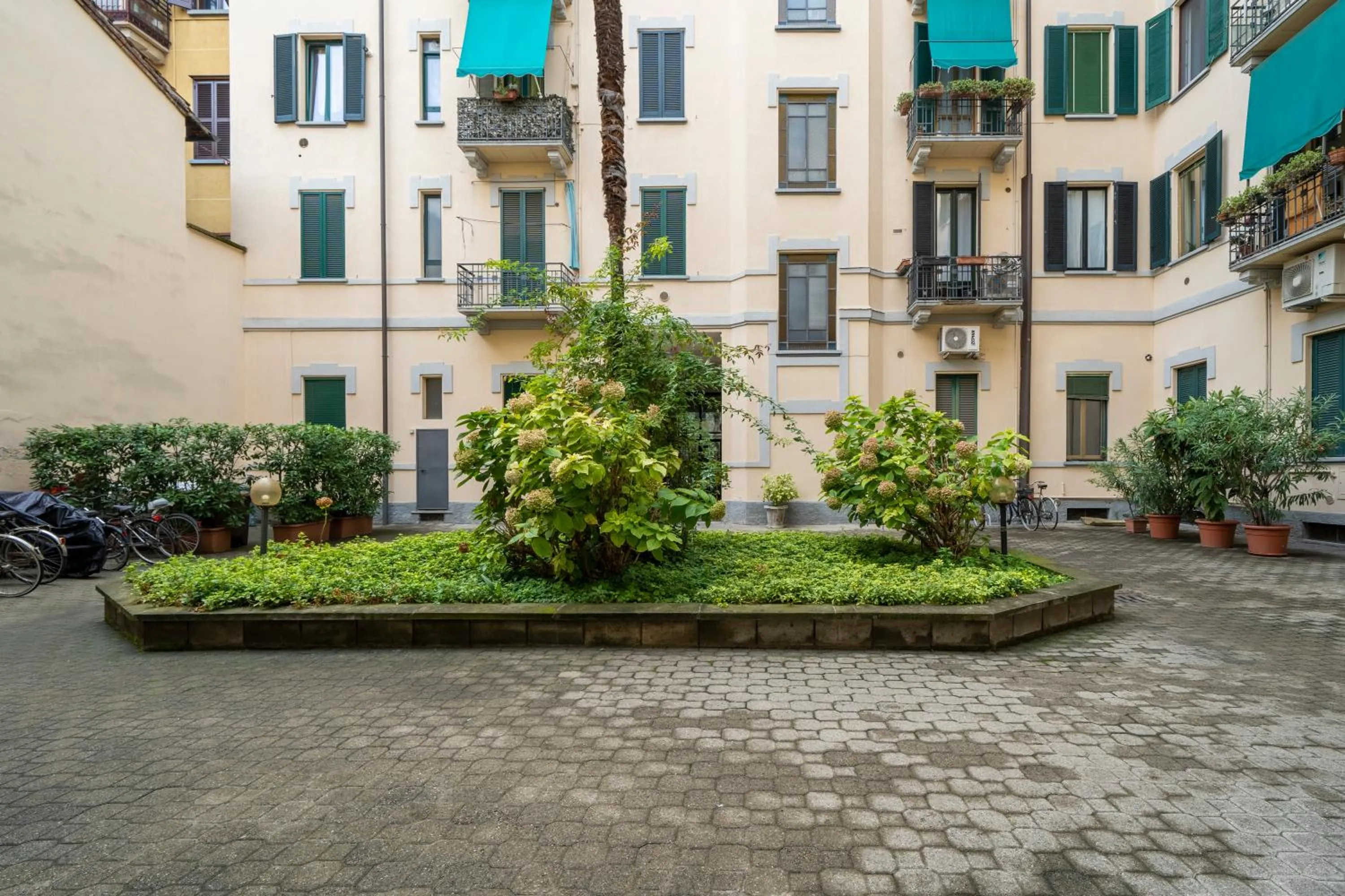 Easylife - Milano - Crema 15 - Porta Romana