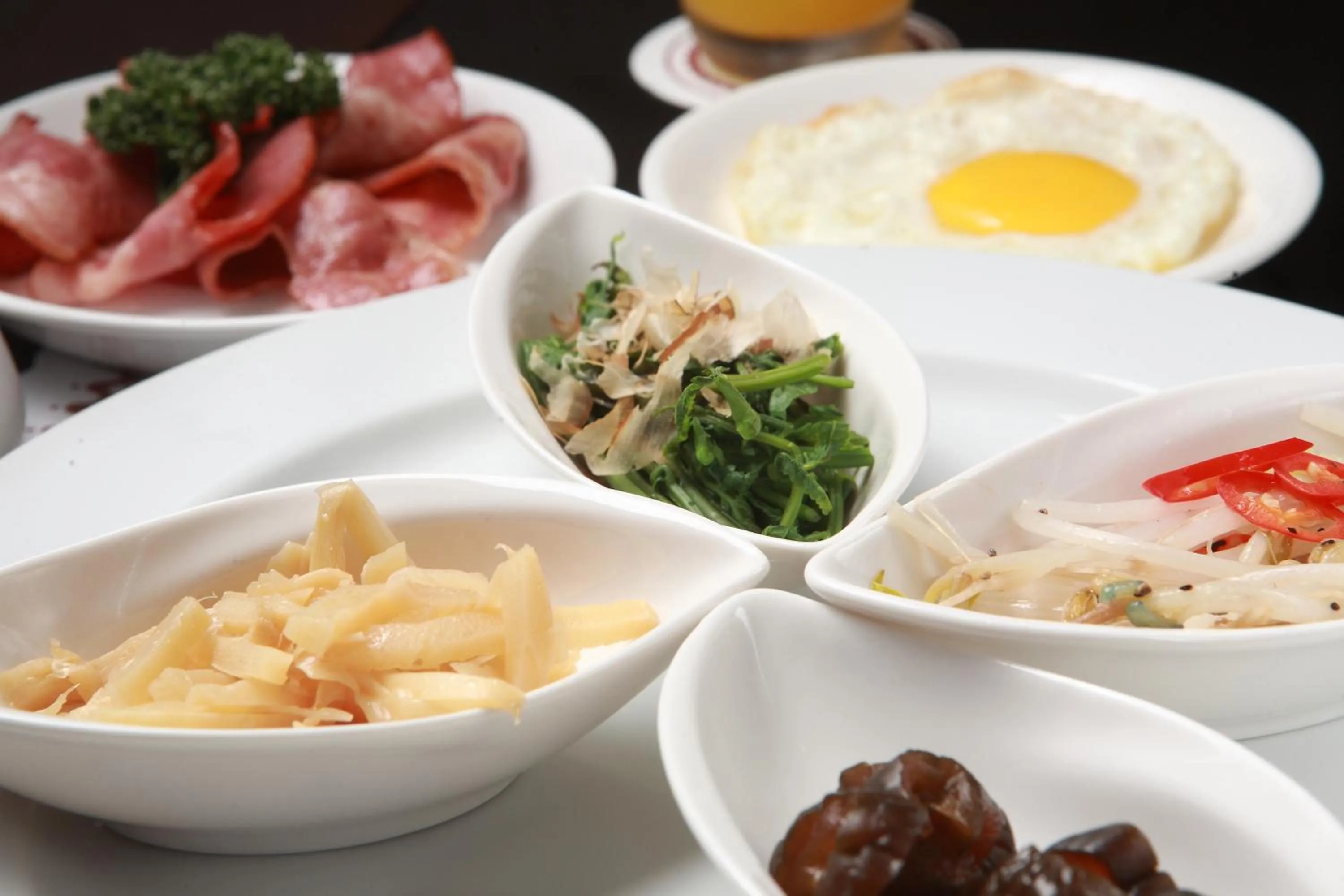 Food and drinks, Food in Byeyer Hotel