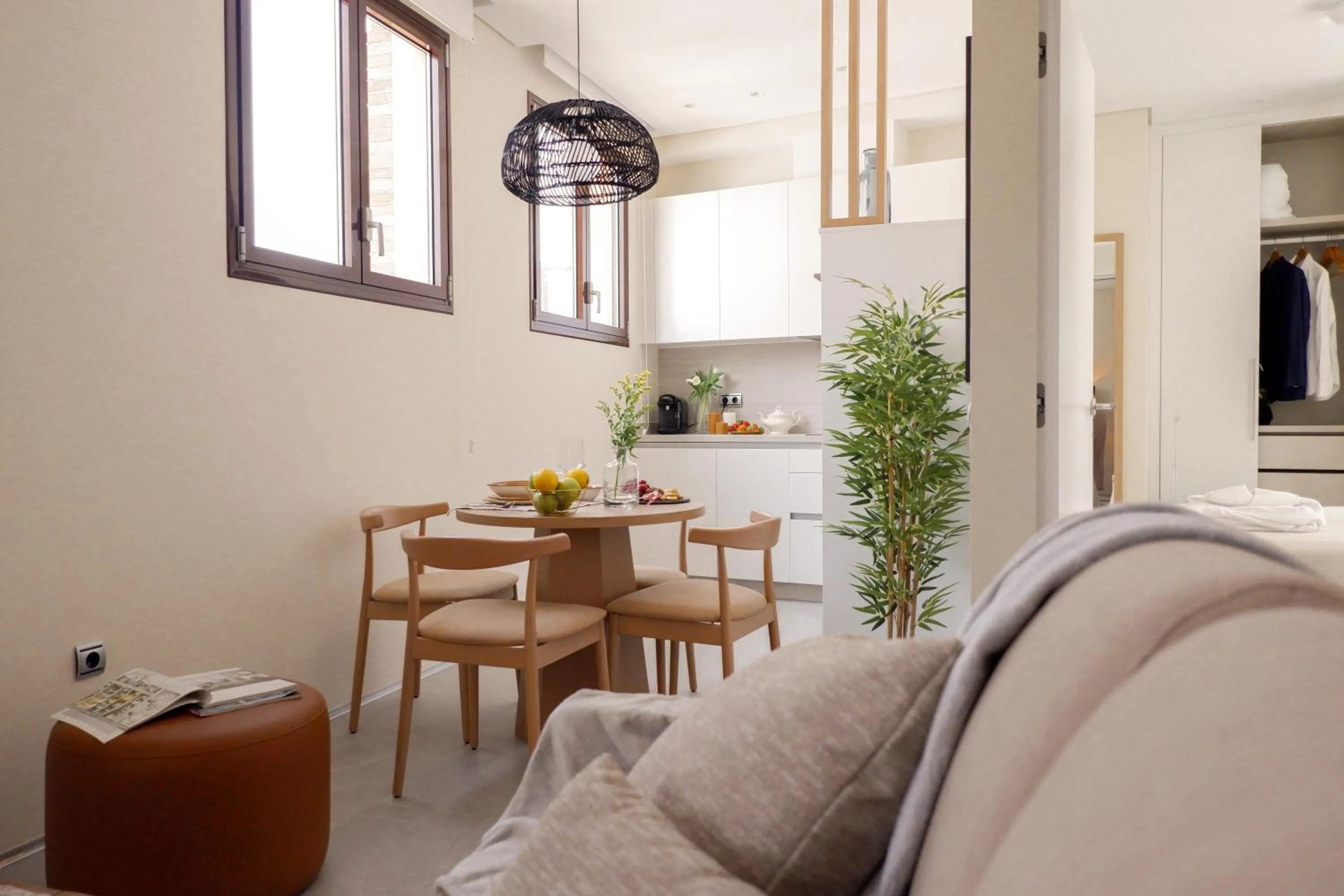 Kitchen or kitchenette in U-Sense Sevilla Catedral