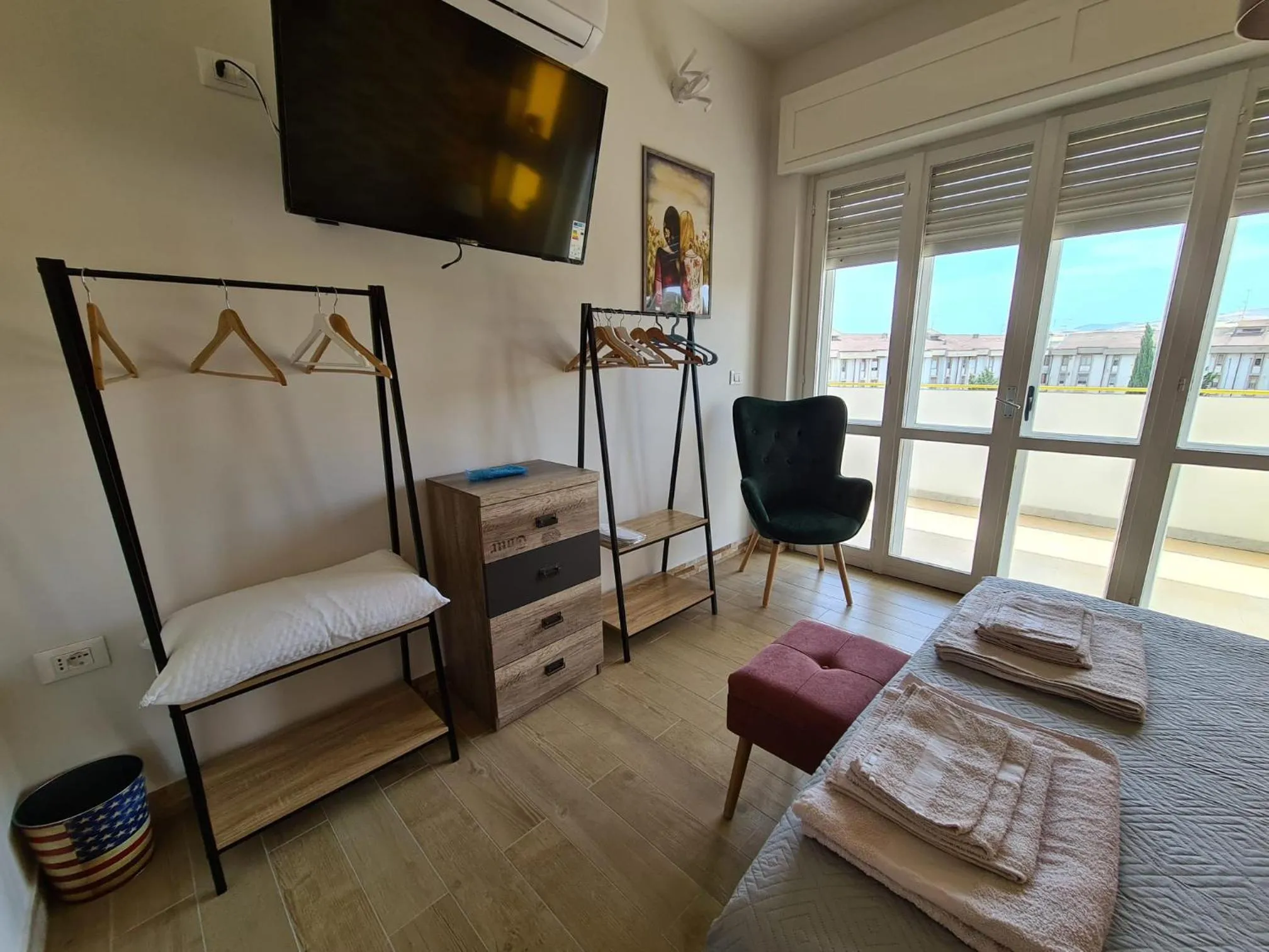 Bed in Le Dimore del Gufo B&B and Apartments Suite