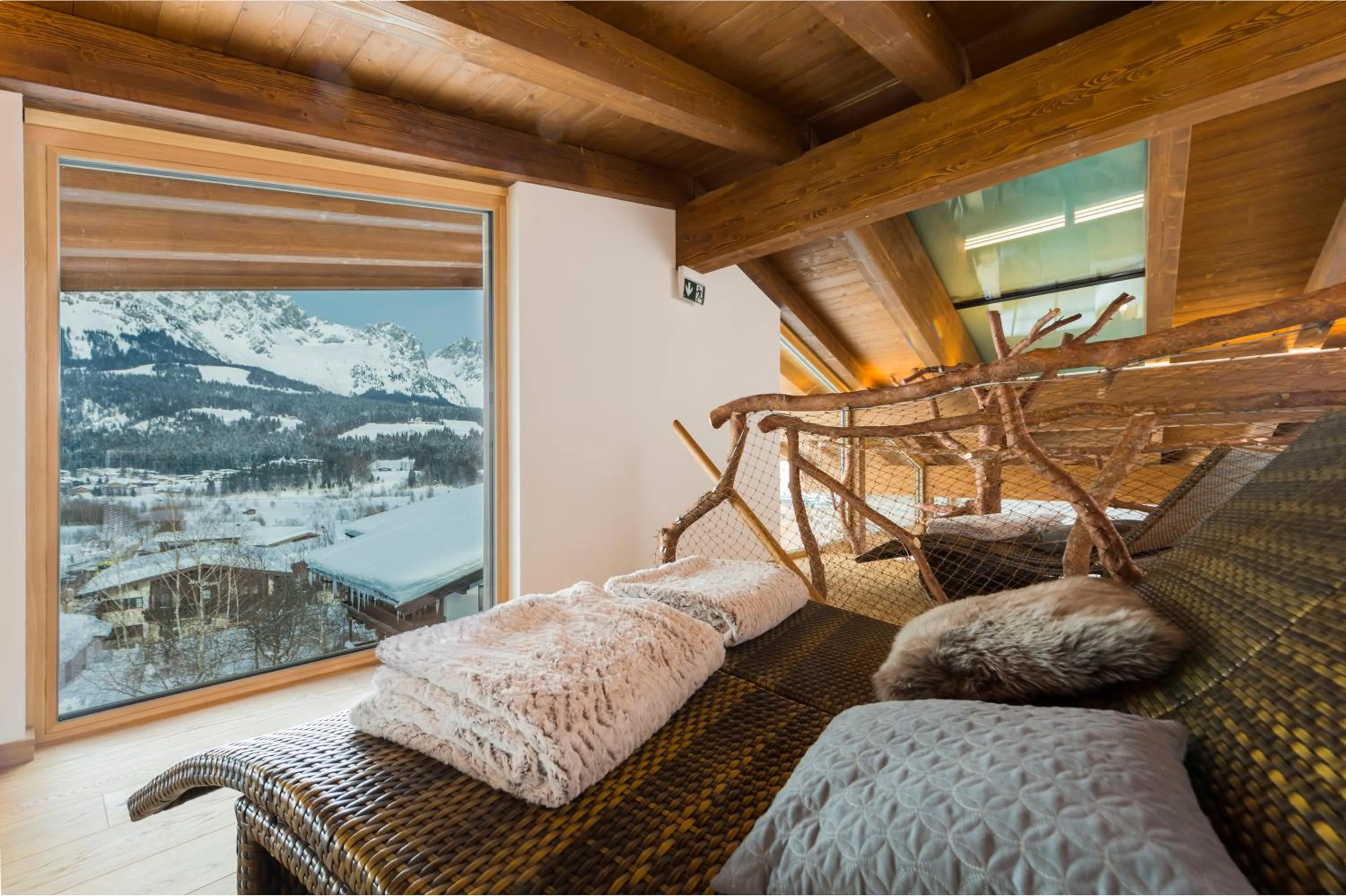 Sauna, Bed in Hotel Hochfilzer