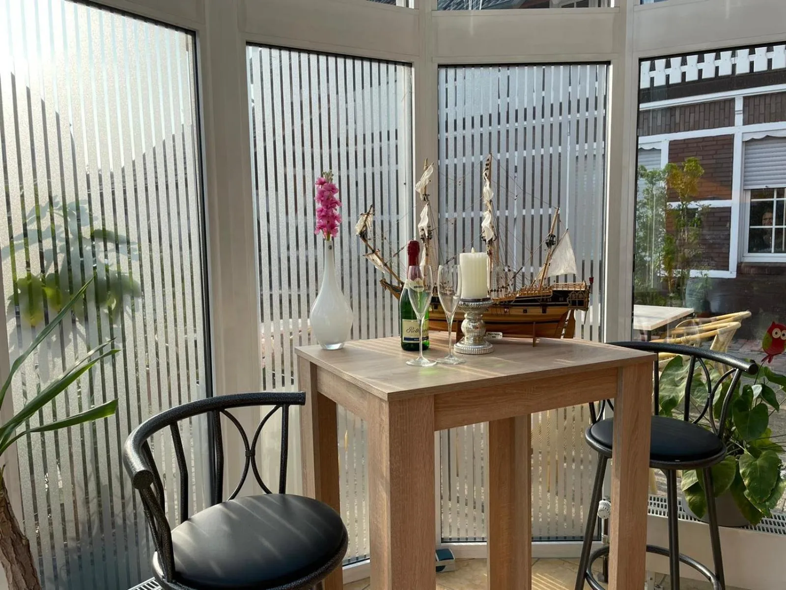 Property building in Varel Bay Hotel