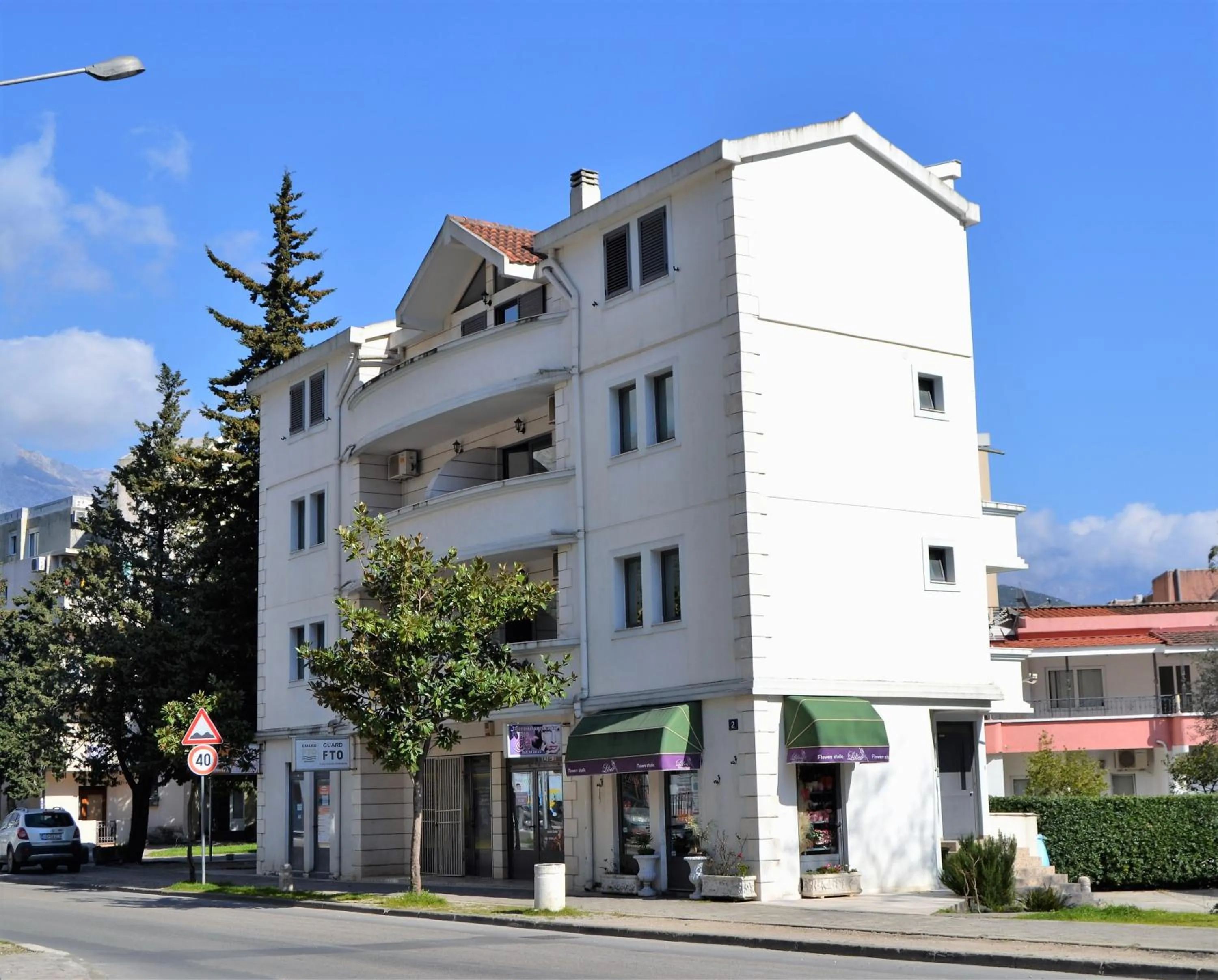 Property building in Yeshill Apart & Studio