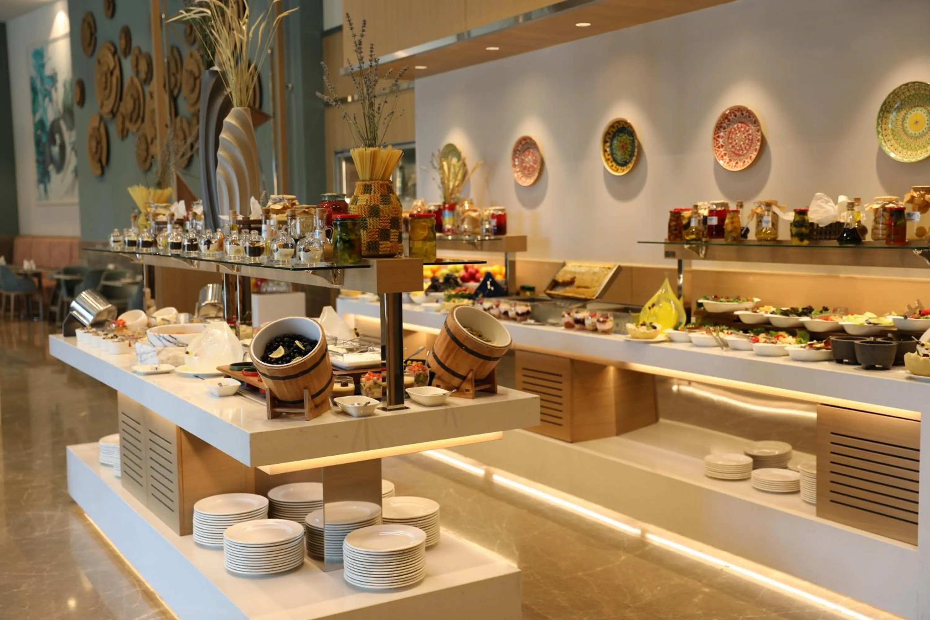 Breakfast in KARAVANSARAY Turkistan Harbour Hotel -FLYING THEATRE ACCESS