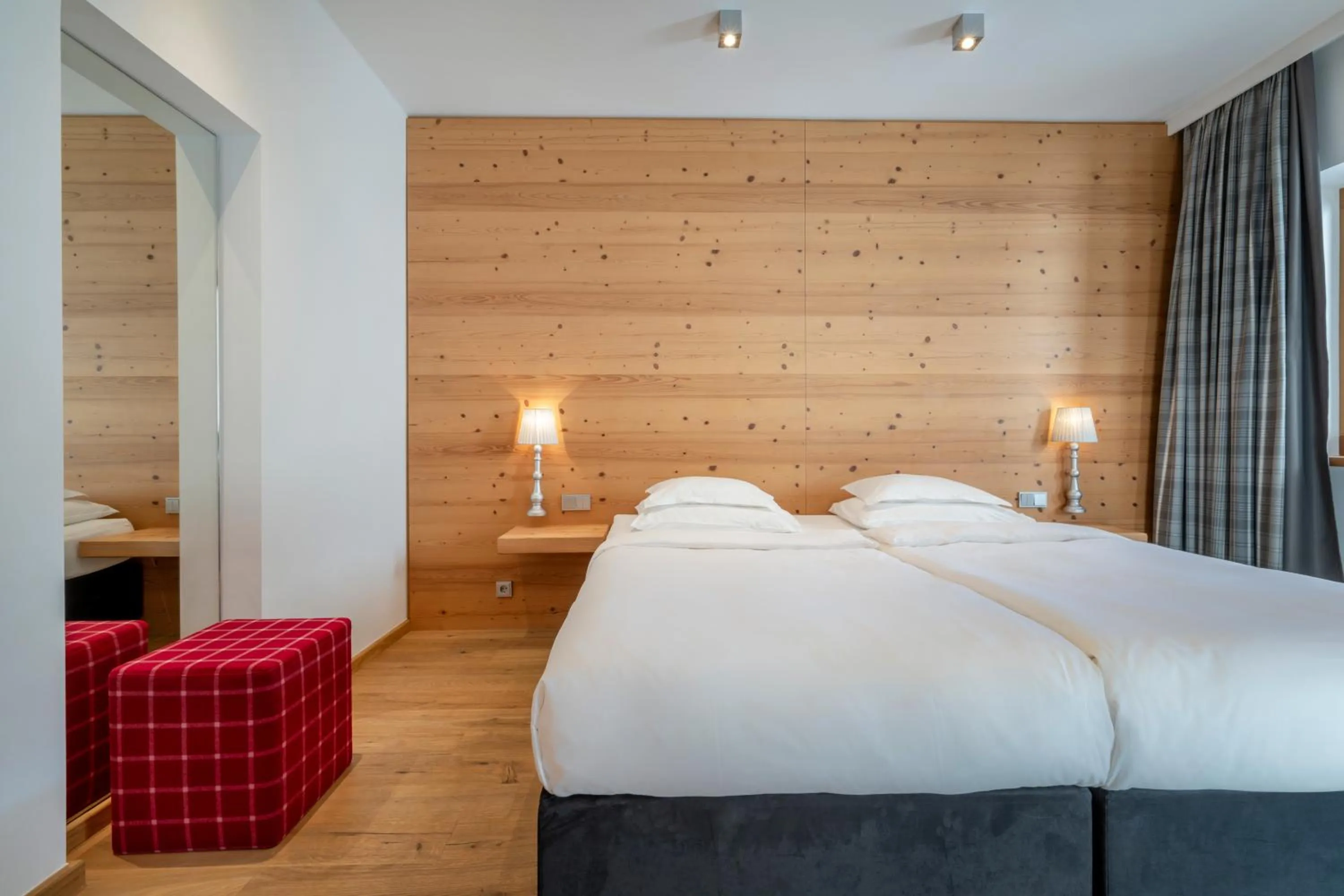 Photo of the whole room, Bed in Hotel Der Bär