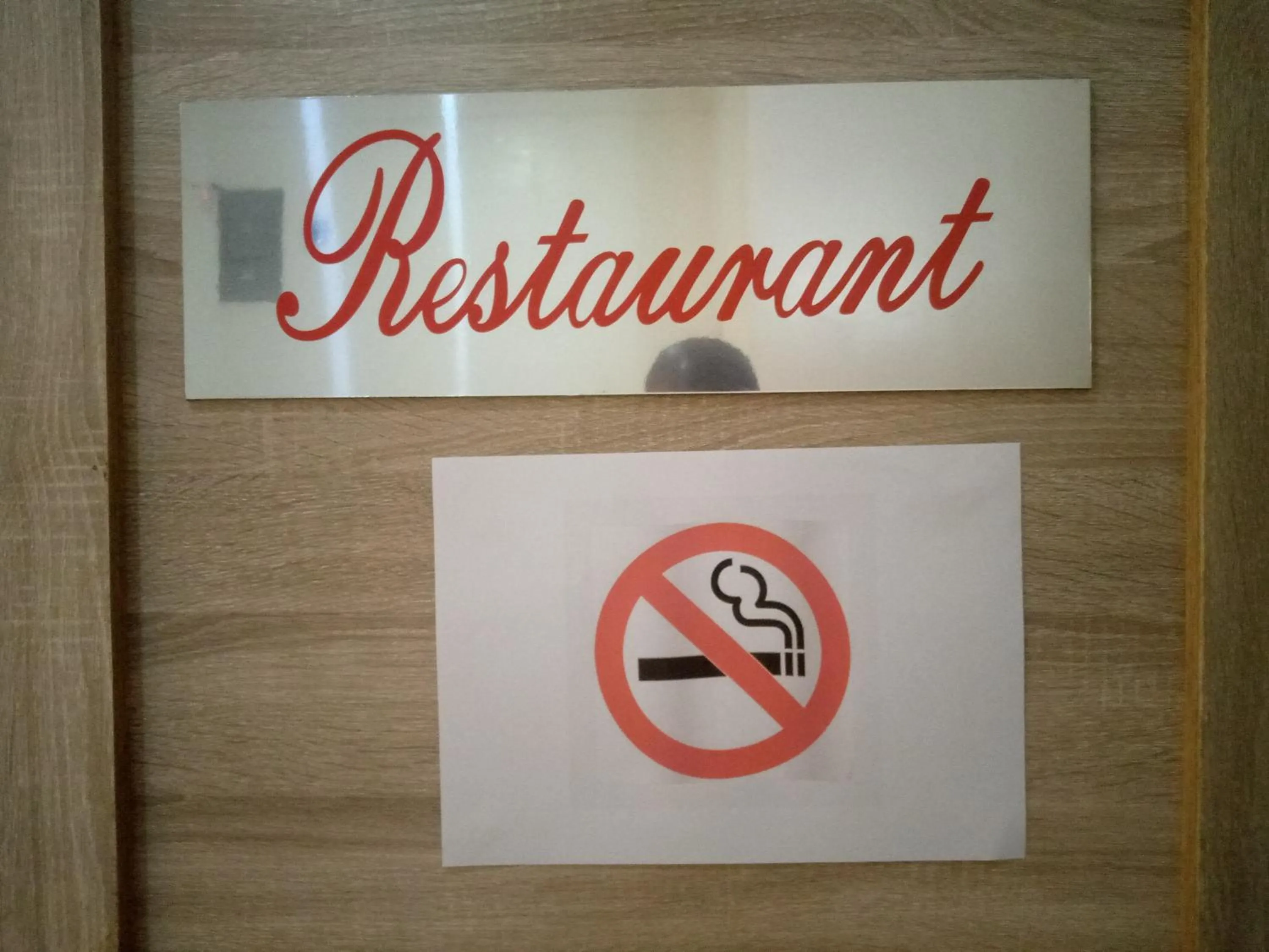 Restaurant/places to eat in Ocean Park Hotel,Lekki phase 1