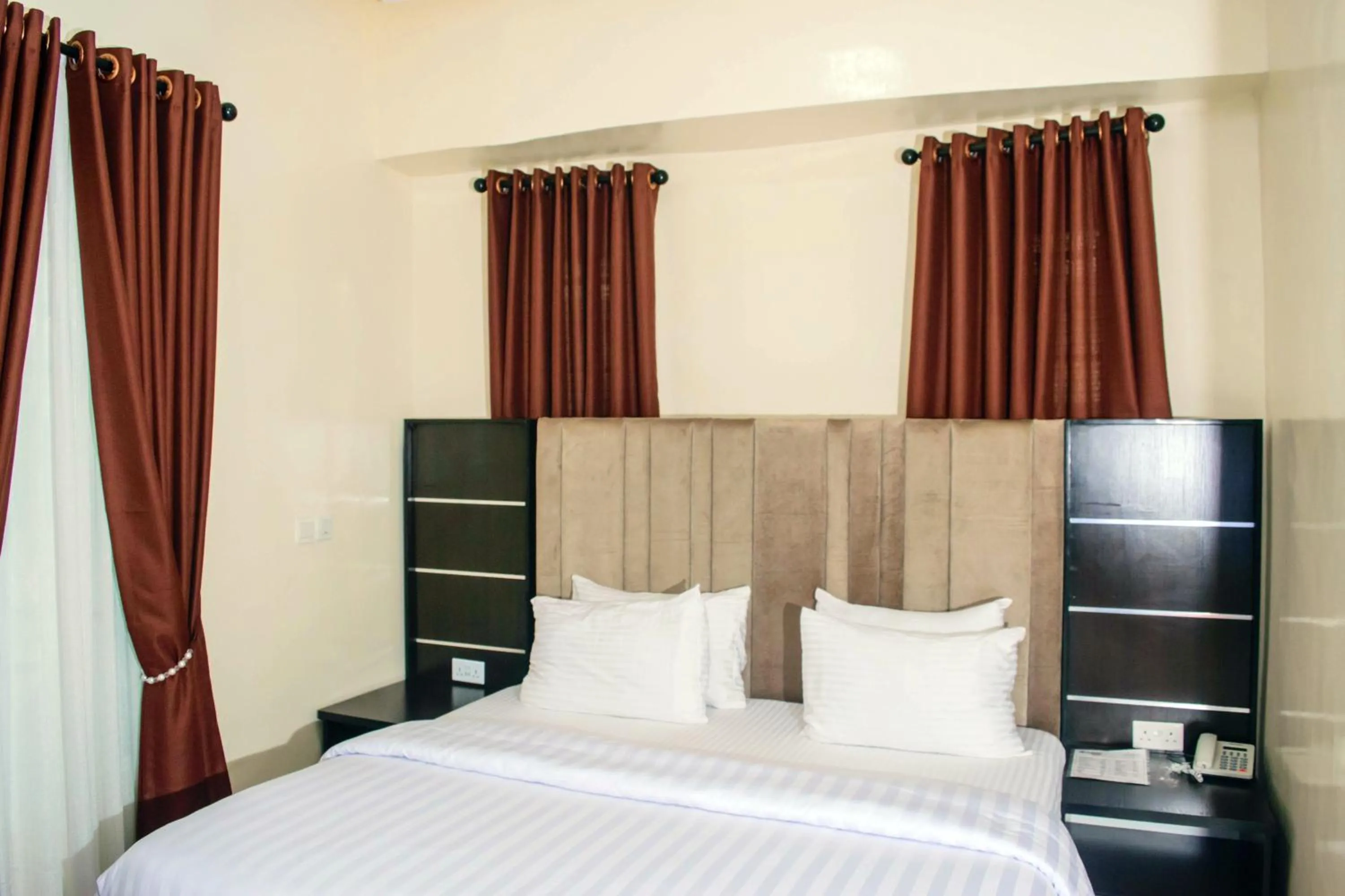 Bedroom, Bed in Ocean Park Hotel,Lekki phase 1