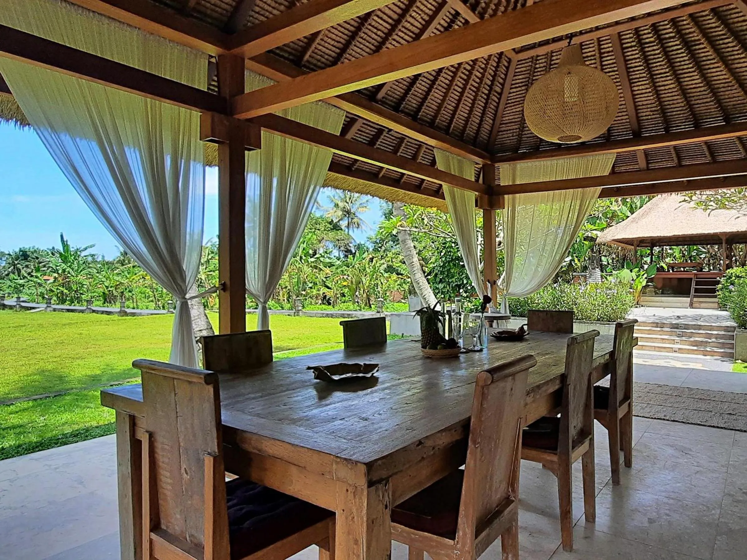 Dining area in Gayatri