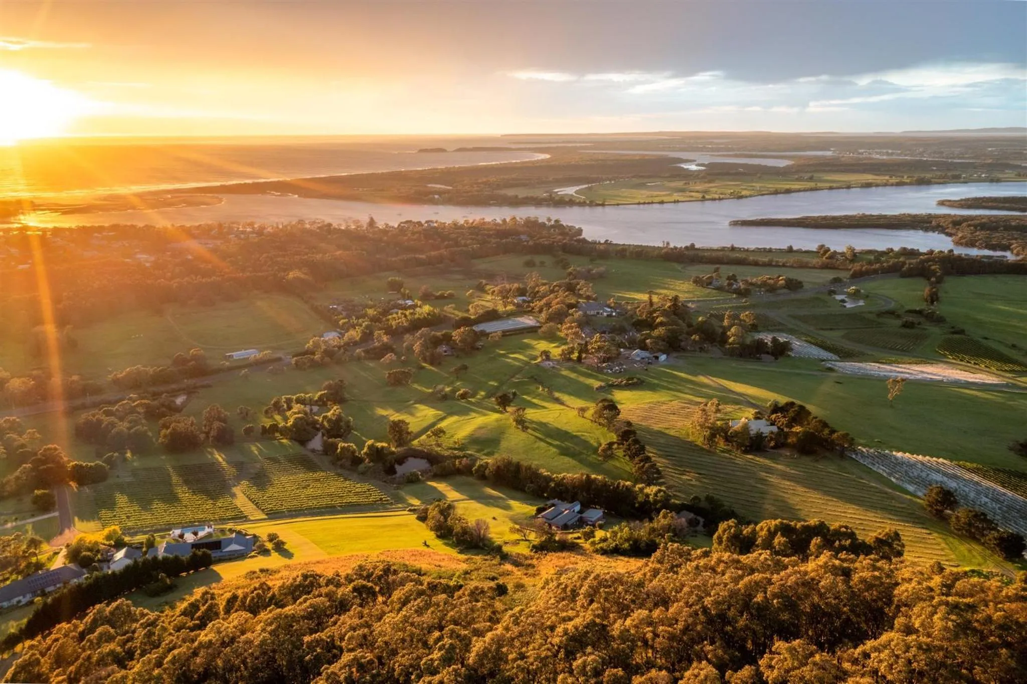 Bird's eye view in Coolangatta Estate Shoalhaven Heads
