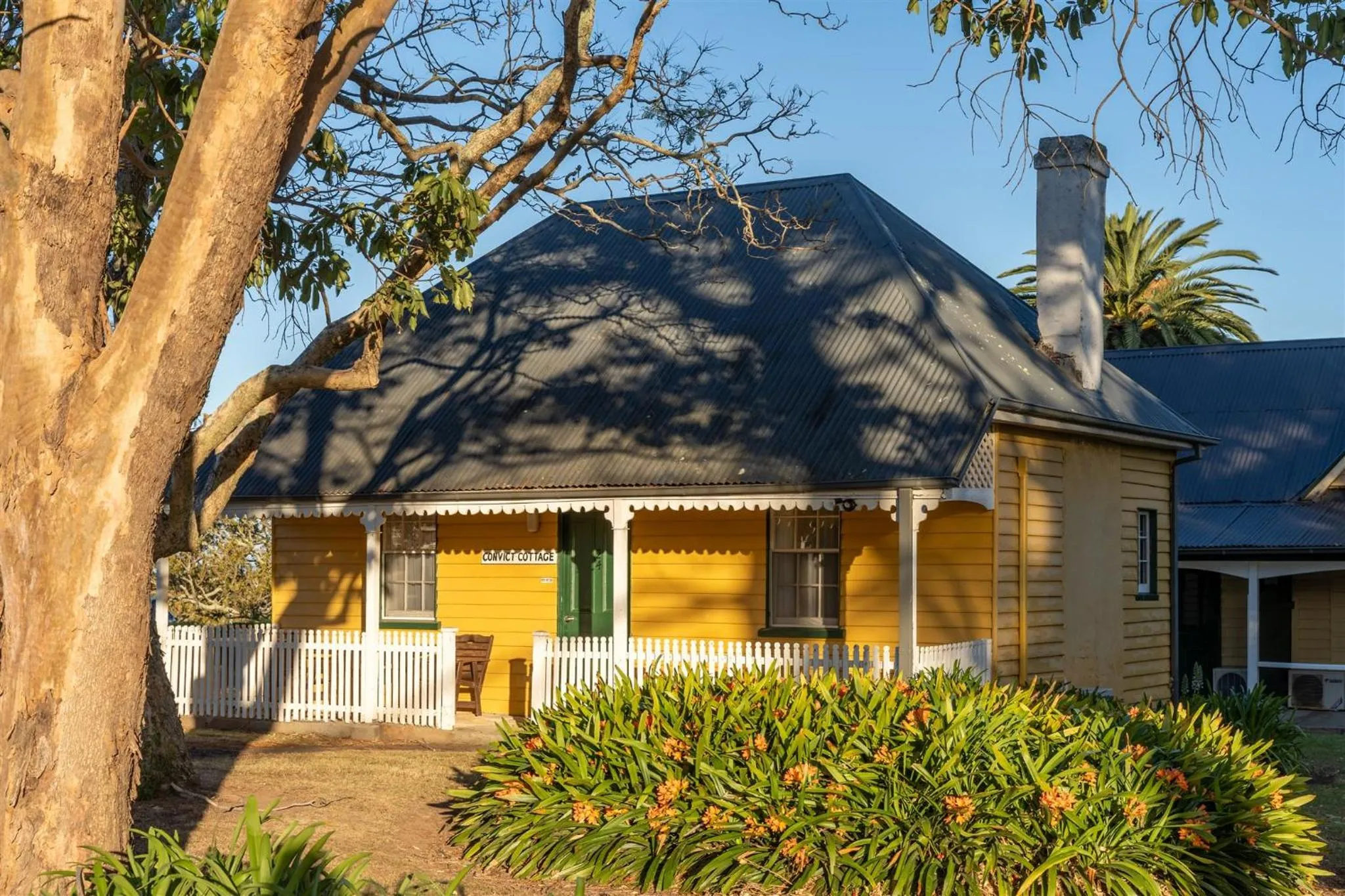 Property building in Coolangatta Estate Shoalhaven Heads