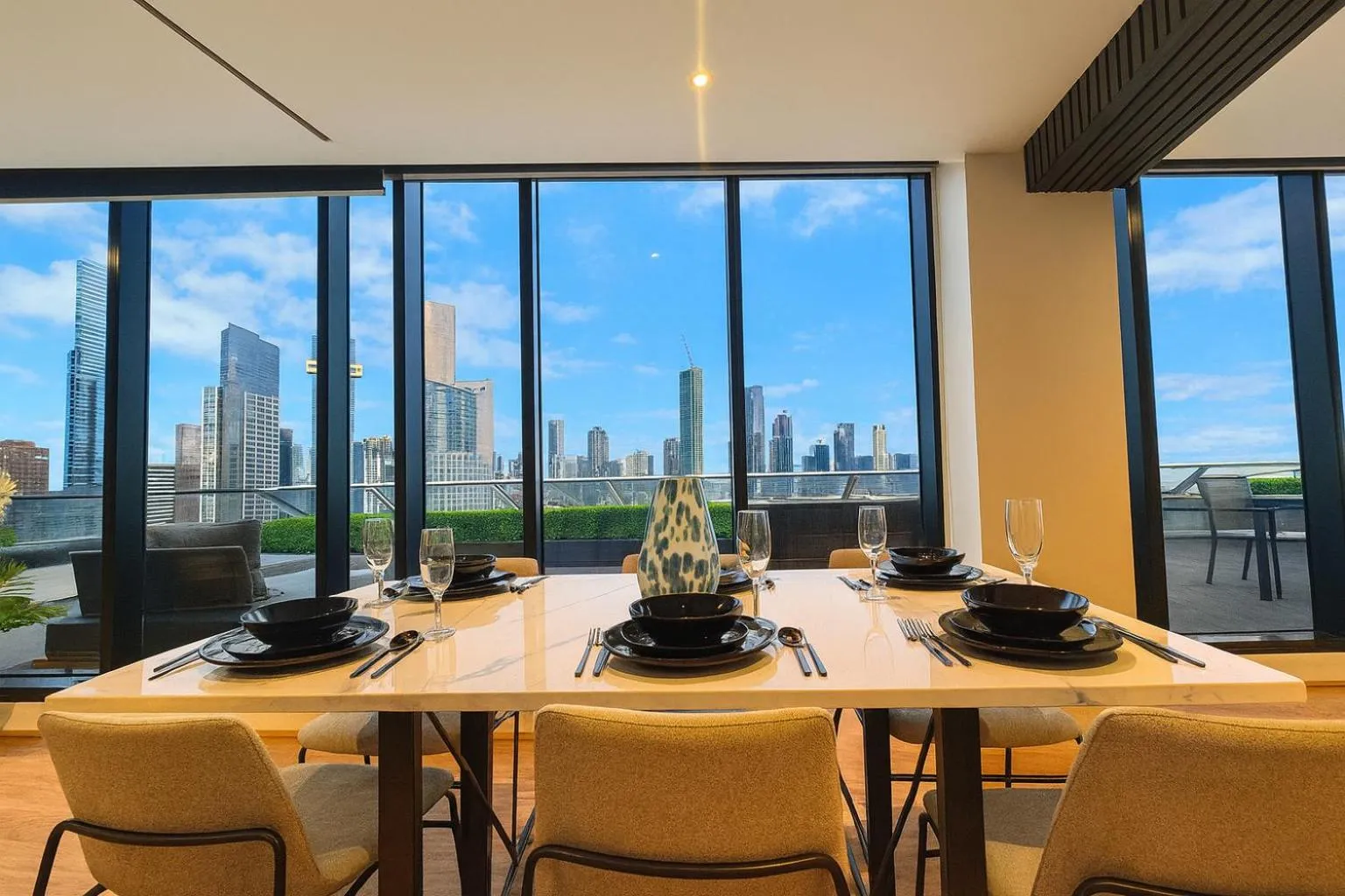 Aura on Flinders Serviced Apartments