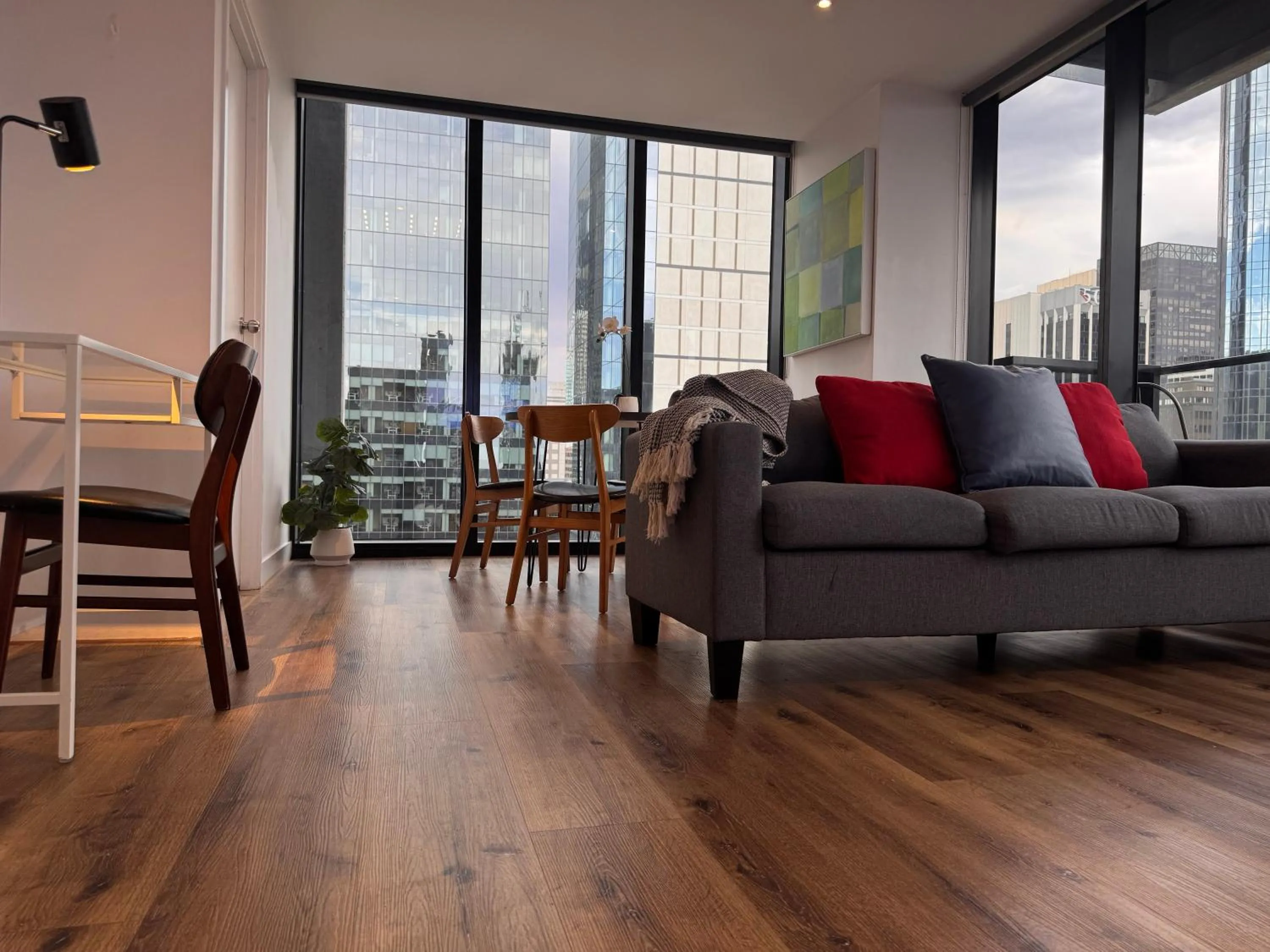 Aura on Flinders Serviced Apartments