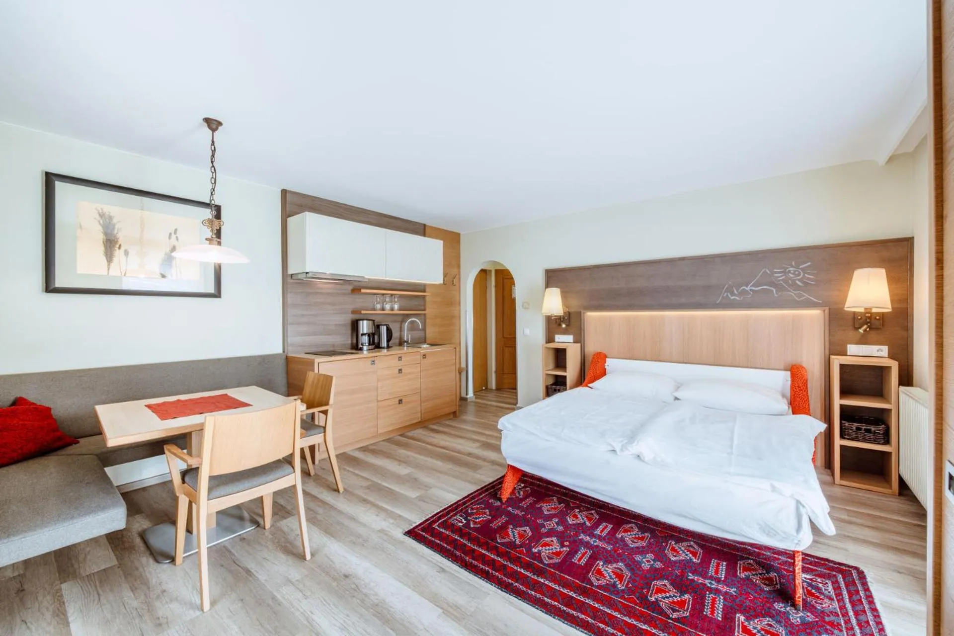 Kitchen or kitchenette, Bed in Harmls Aparthotel